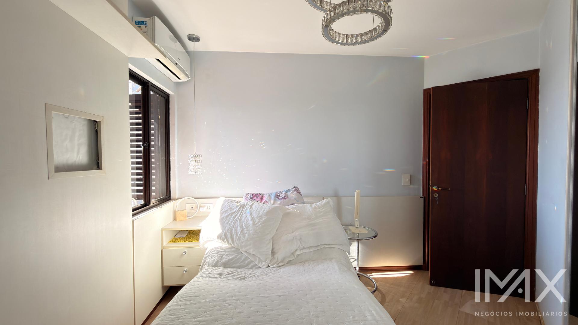 Apartamento à Venda no Edifício Mansão de Florença, 94m2 por R 430.000,00.