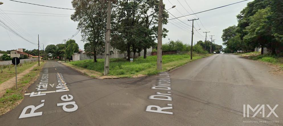 Terreno à venda na Vila Yolanda, 660m2 por R 570.000,00.