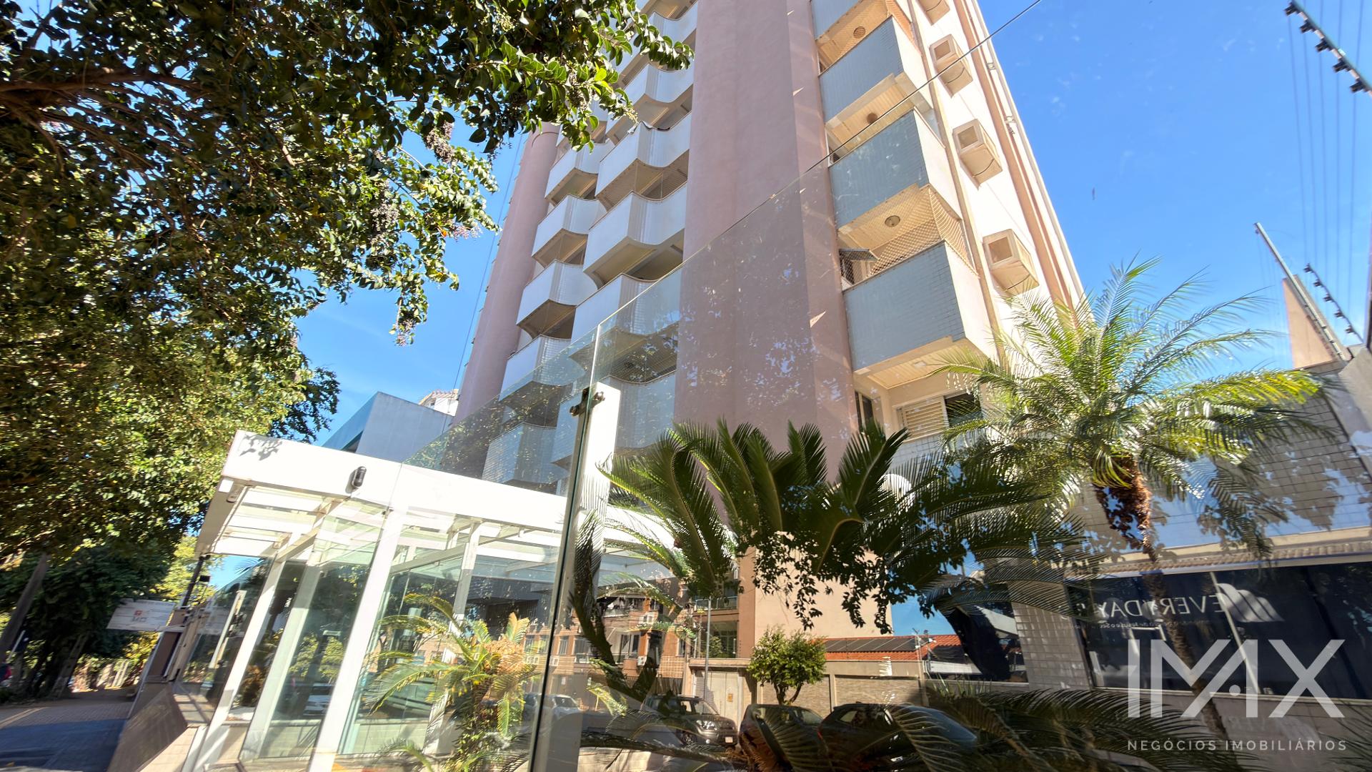Apartamento à Venda no Edifício Porto Seguro, 138 m² por R$760.000,00.