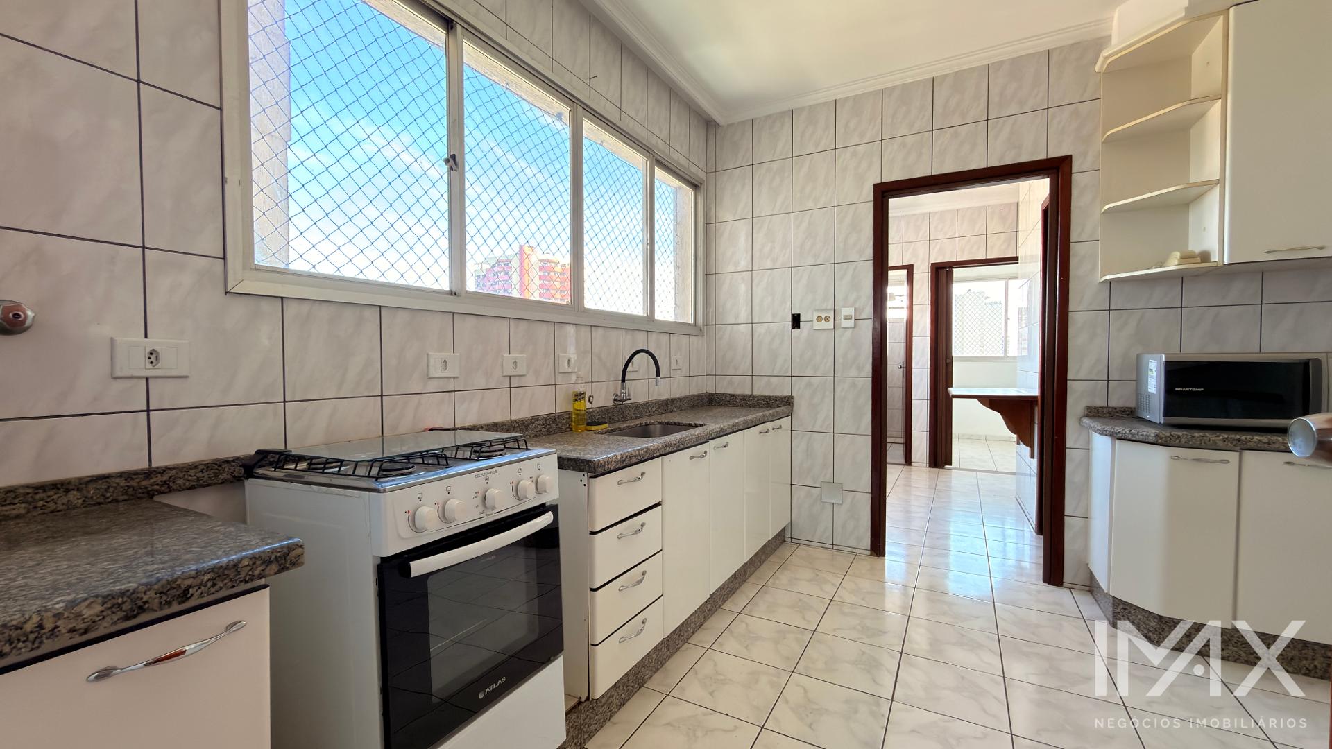 Apartamento à Venda no Edifício Porto Seguro, 138 m² por R$760.000,00.
