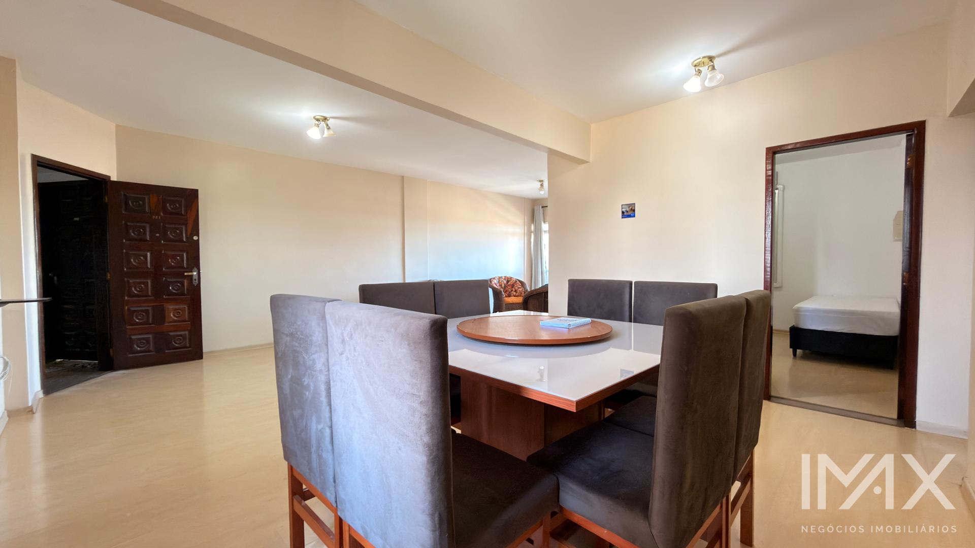 Apartamento à Venda no Edifício Porto Seguro, 138 m² por R$760.000,00.