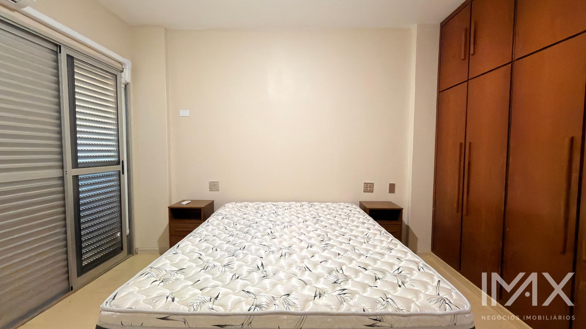 Apartamento à Venda no Edifício Porto Seguro, 138 m² por R$760.000,00.