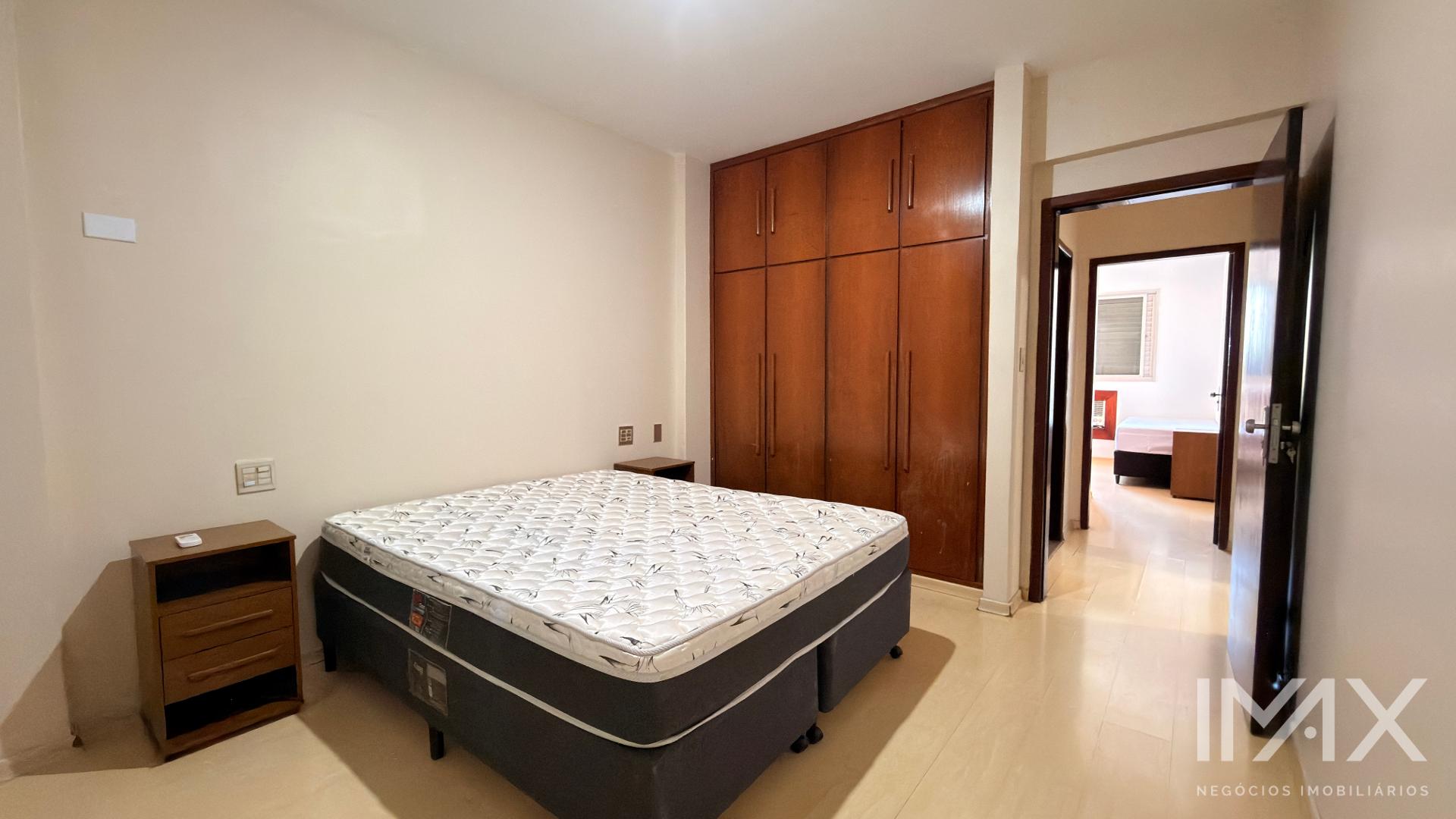 Apartamento à Venda no Edifício Porto Seguro, 138 m² por R$760.000,00.