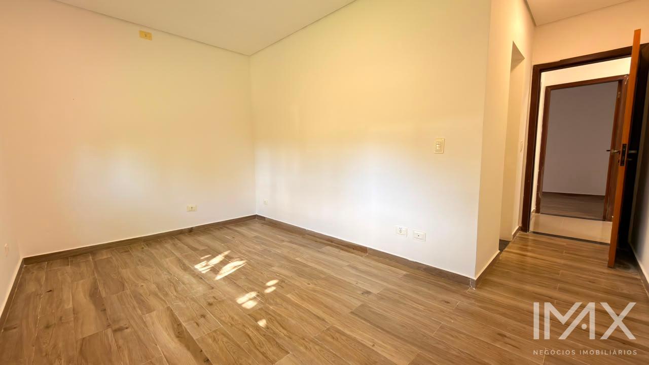 Casa para locação no Condomínio Araras, 70m2 por R$2.750,00/mês.