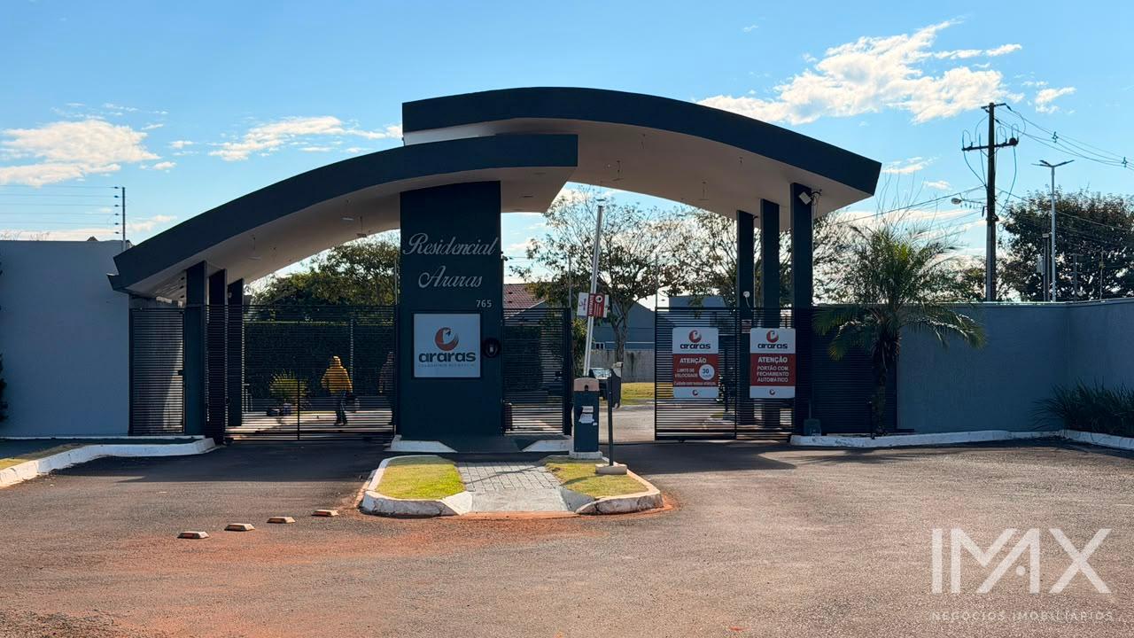 Casa para locação no Condomínio Araras, 70m2 por R$2.750,00/mês.
