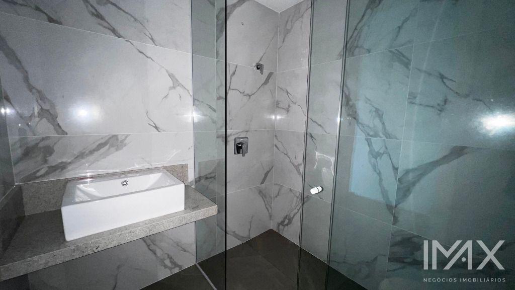 Apartamento com 3 dormitórios à venda, 99 m² por R$ 1.200.000,00 - Edifício Liberty