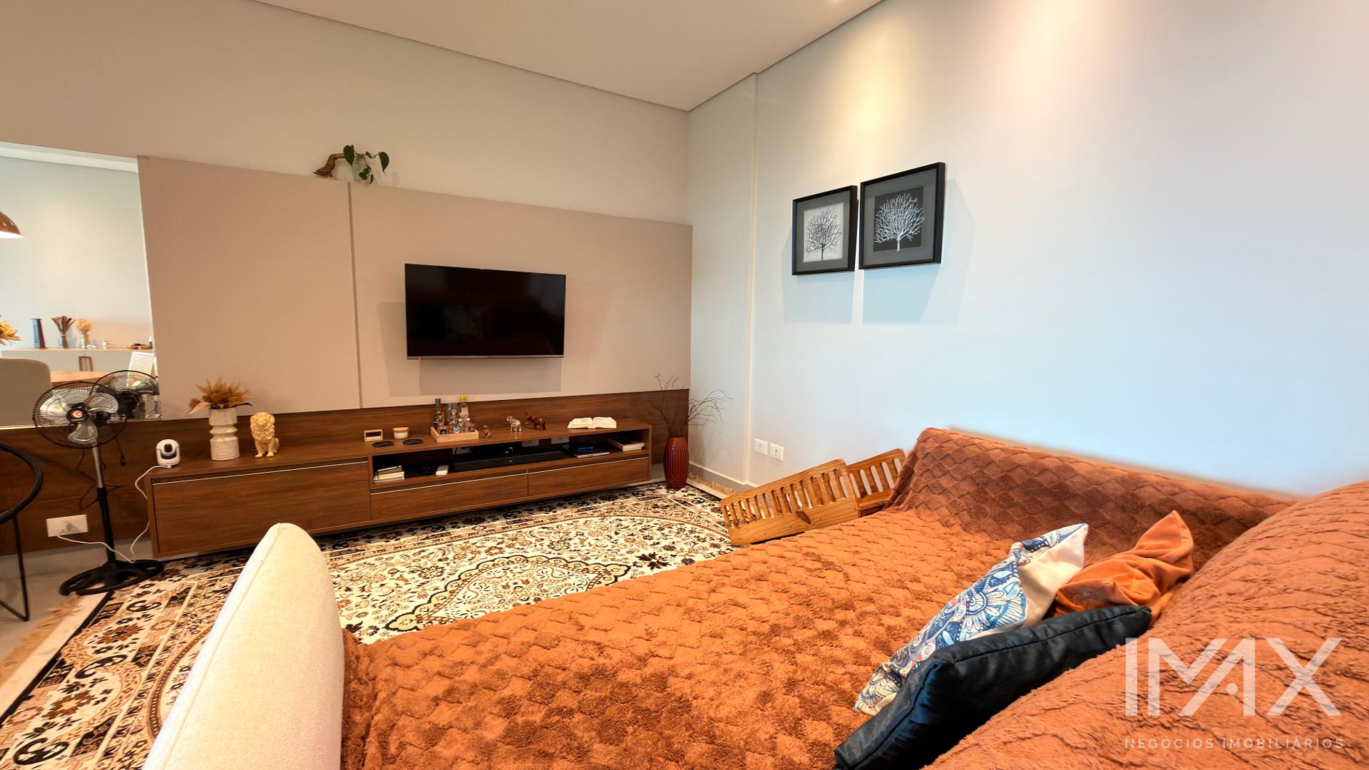 Apartamento à venda no Edifício Esmeralda, 125m2 por R$1.300.000,00.