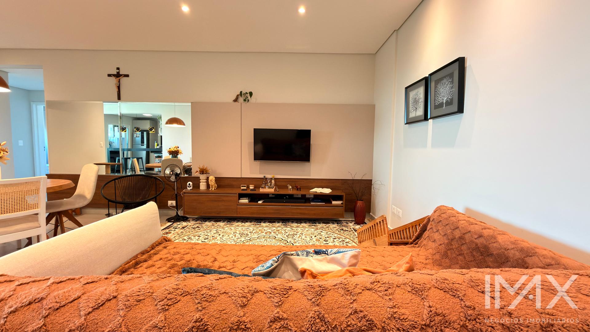 Apartamento à venda no Edifício Esmeralda, 125m2 por R$1.300.000,00.