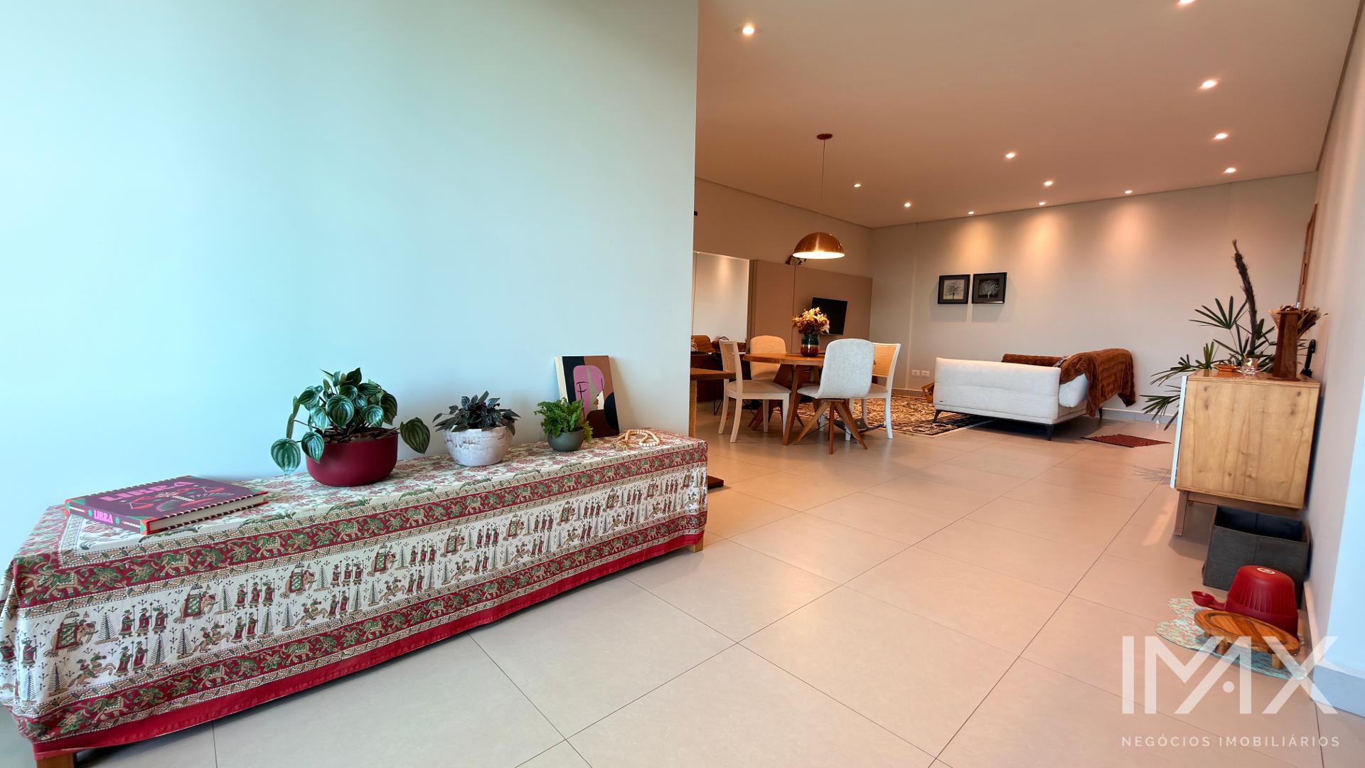 Apartamento à venda no Edifício Esmeralda, 125m2 por R$1.300.000,00.
