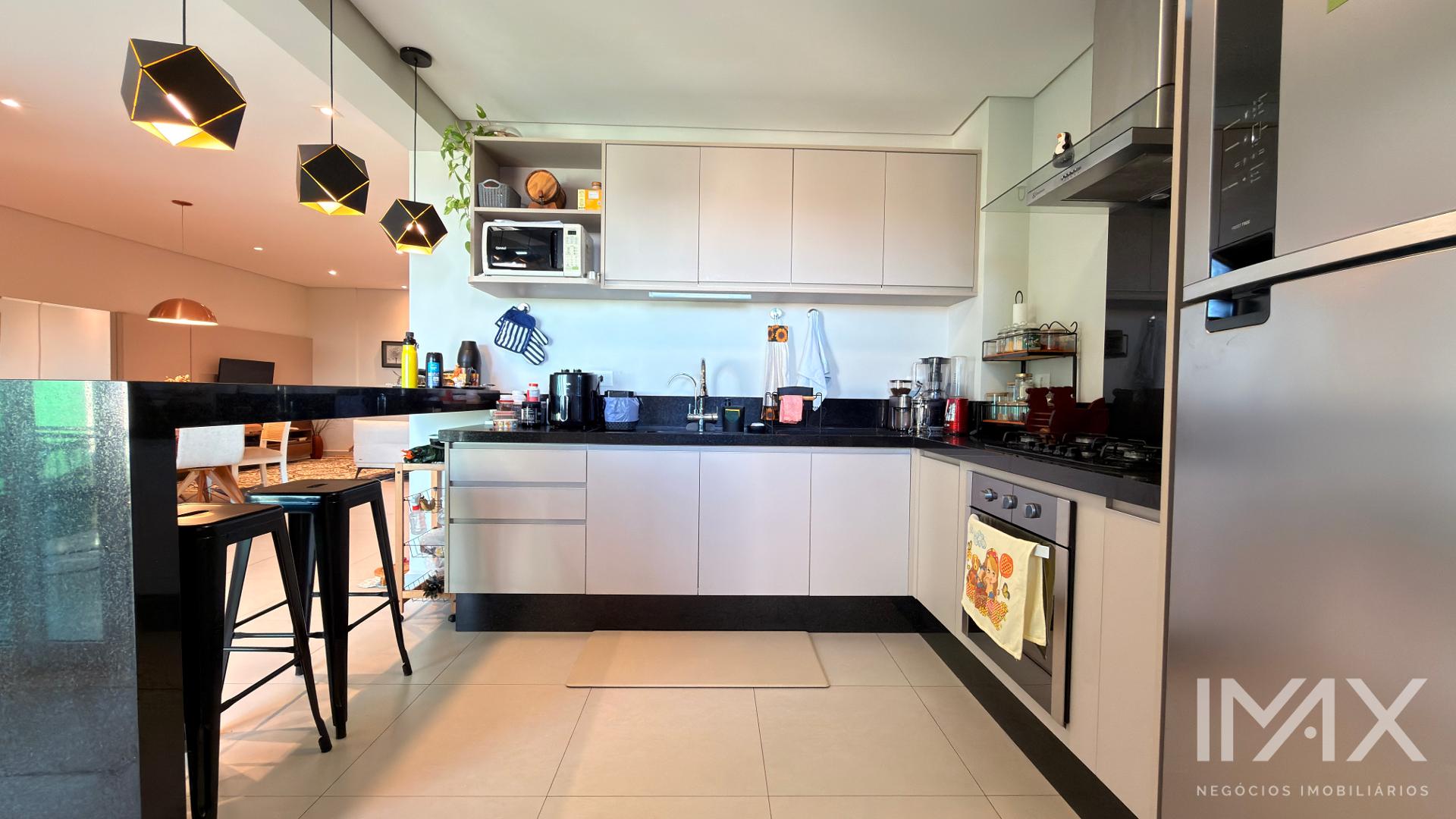 Apartamento à venda no Edifício Esmeralda, 125m2 por R$1.300.000,00.