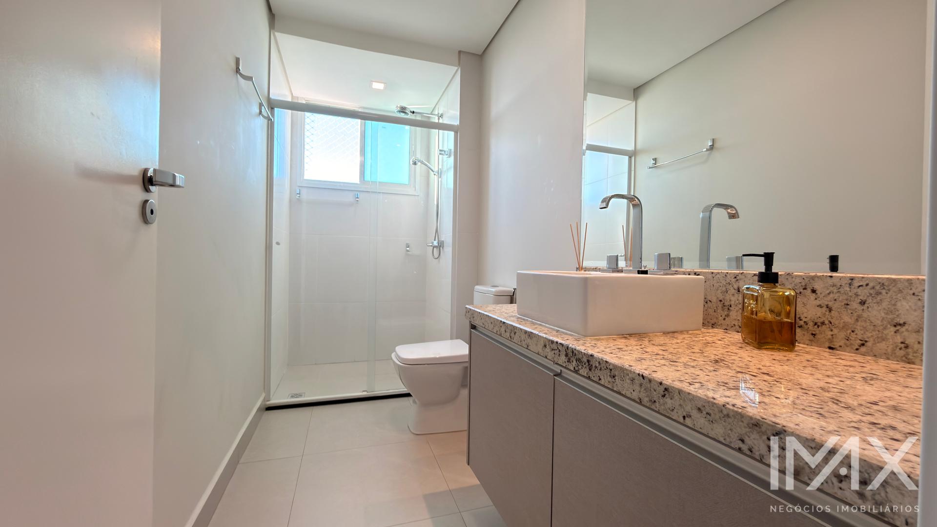 Apartamento à venda no Edifício Esmeralda, 125m2 por R$1.300.000,00.