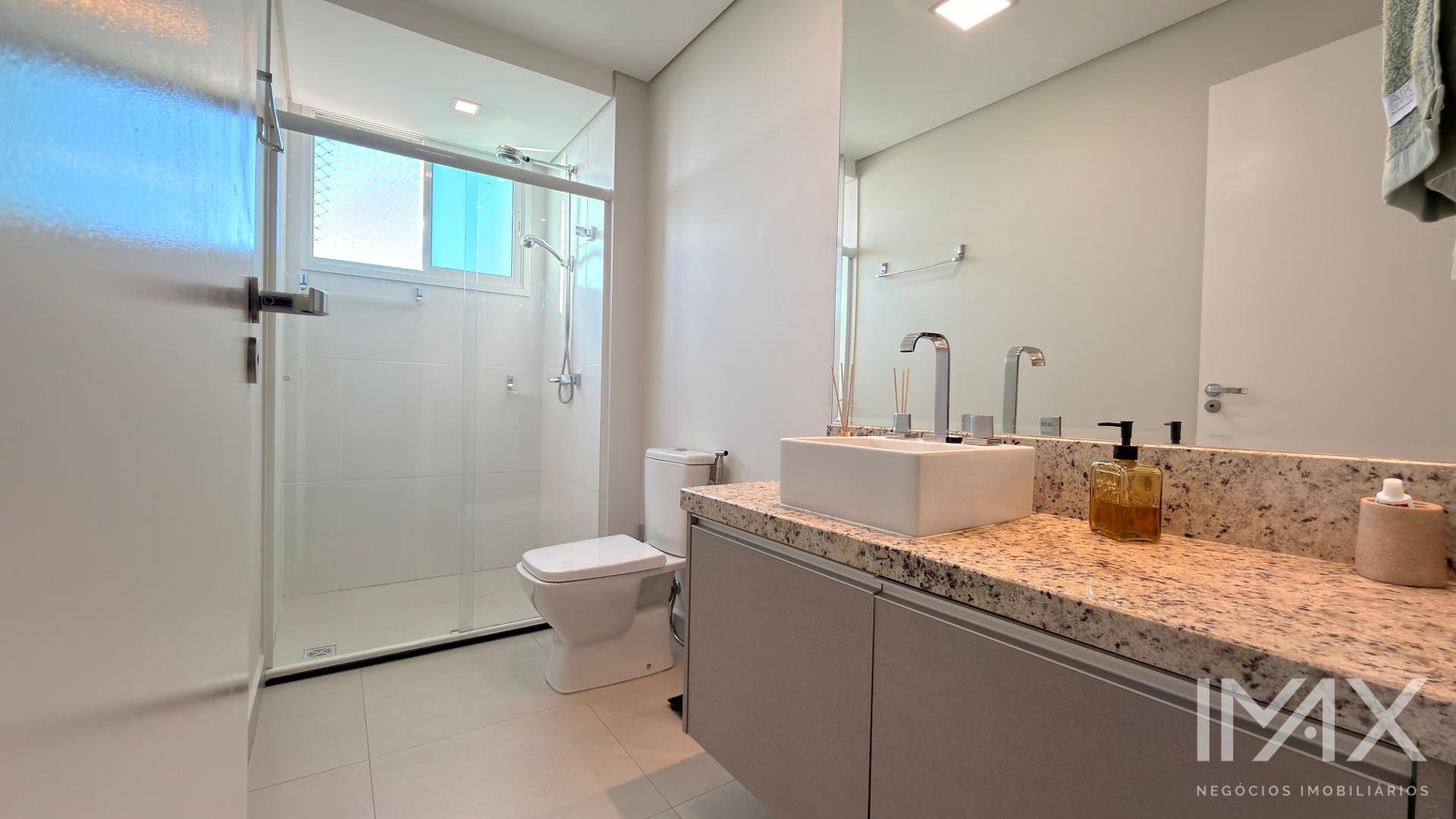 Apartamento à venda no Edifício Esmeralda, 125m2 por R$1.300.000,00.