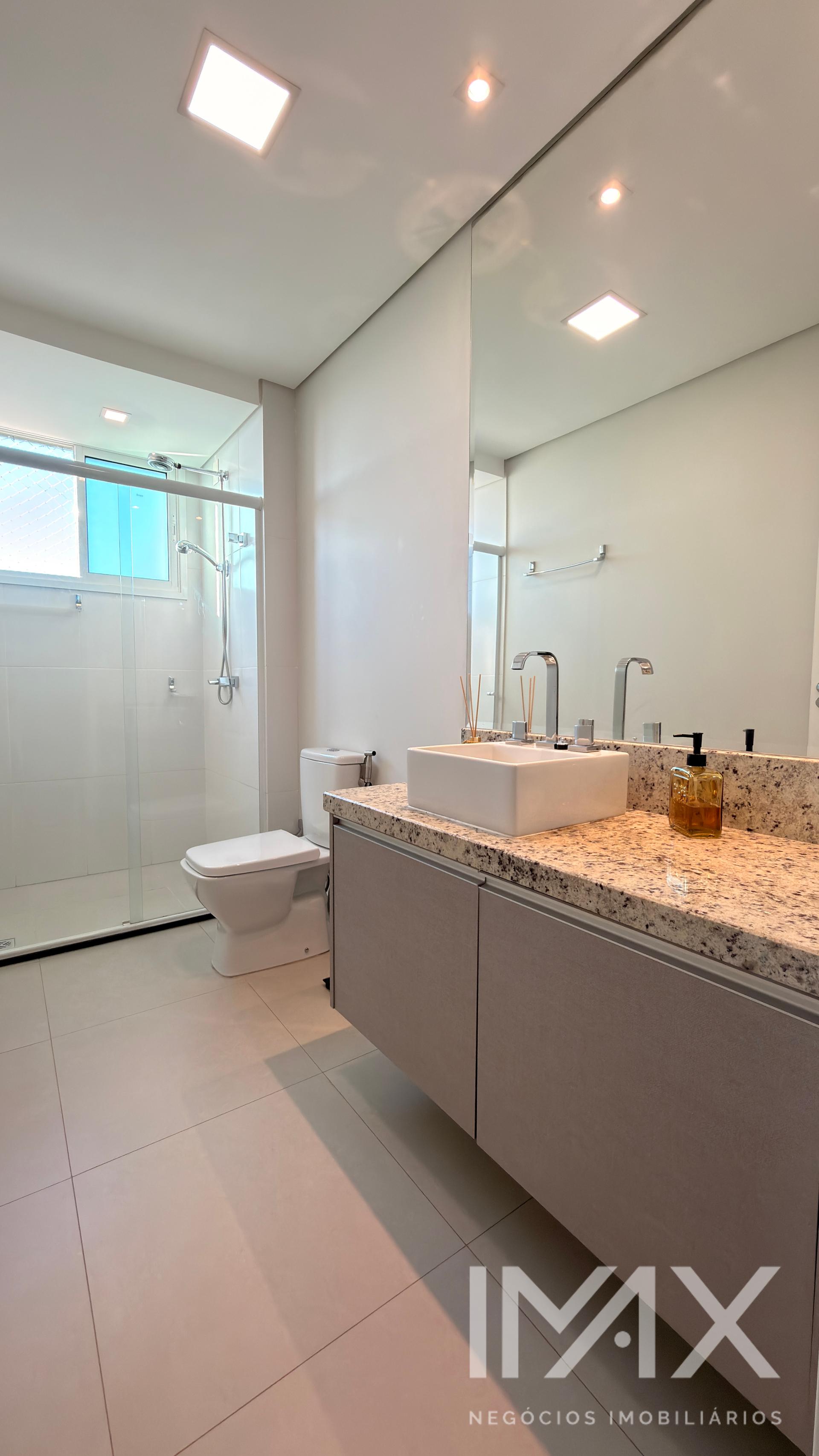 Apartamento à venda no Edifício Esmeralda, 125m2 por R$1.300.000,00.