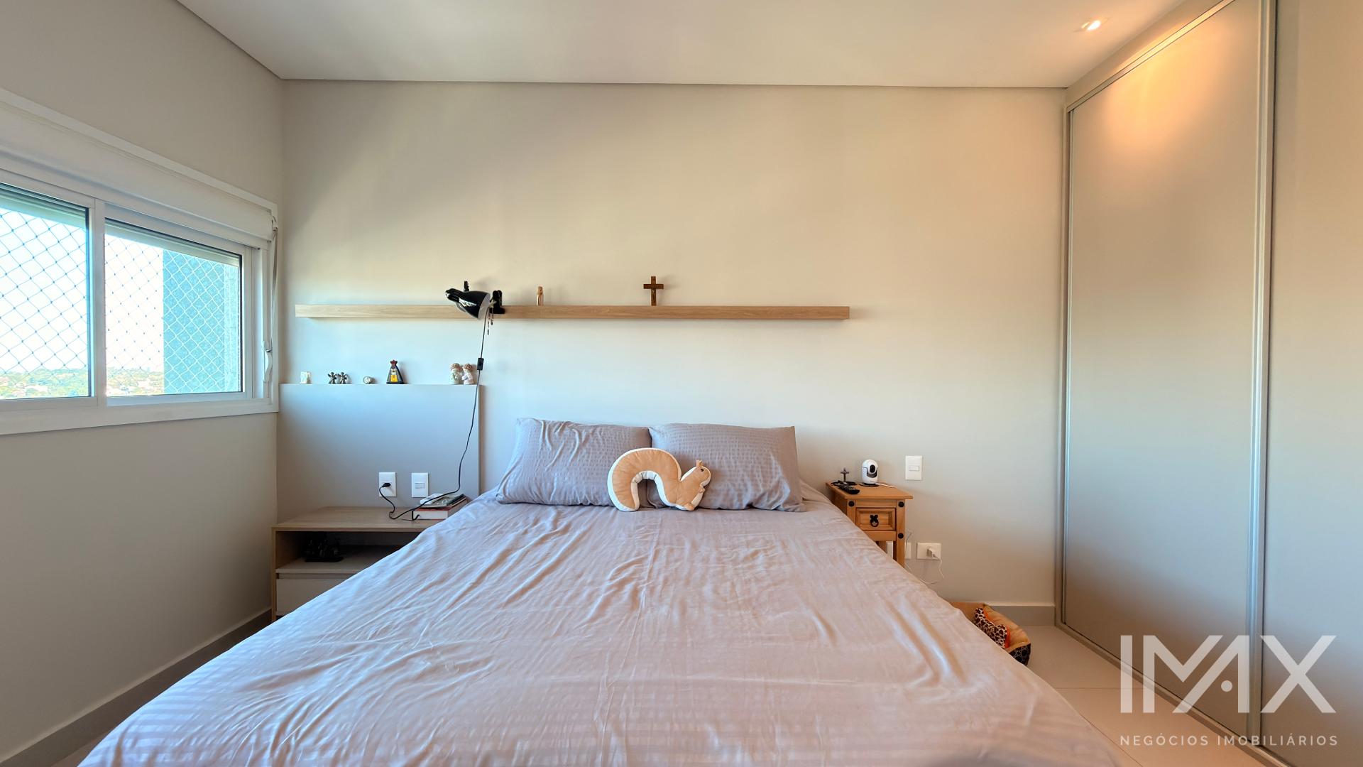 Apartamento à venda no Edifício Esmeralda, 125m2 por R$1.300.000,00.