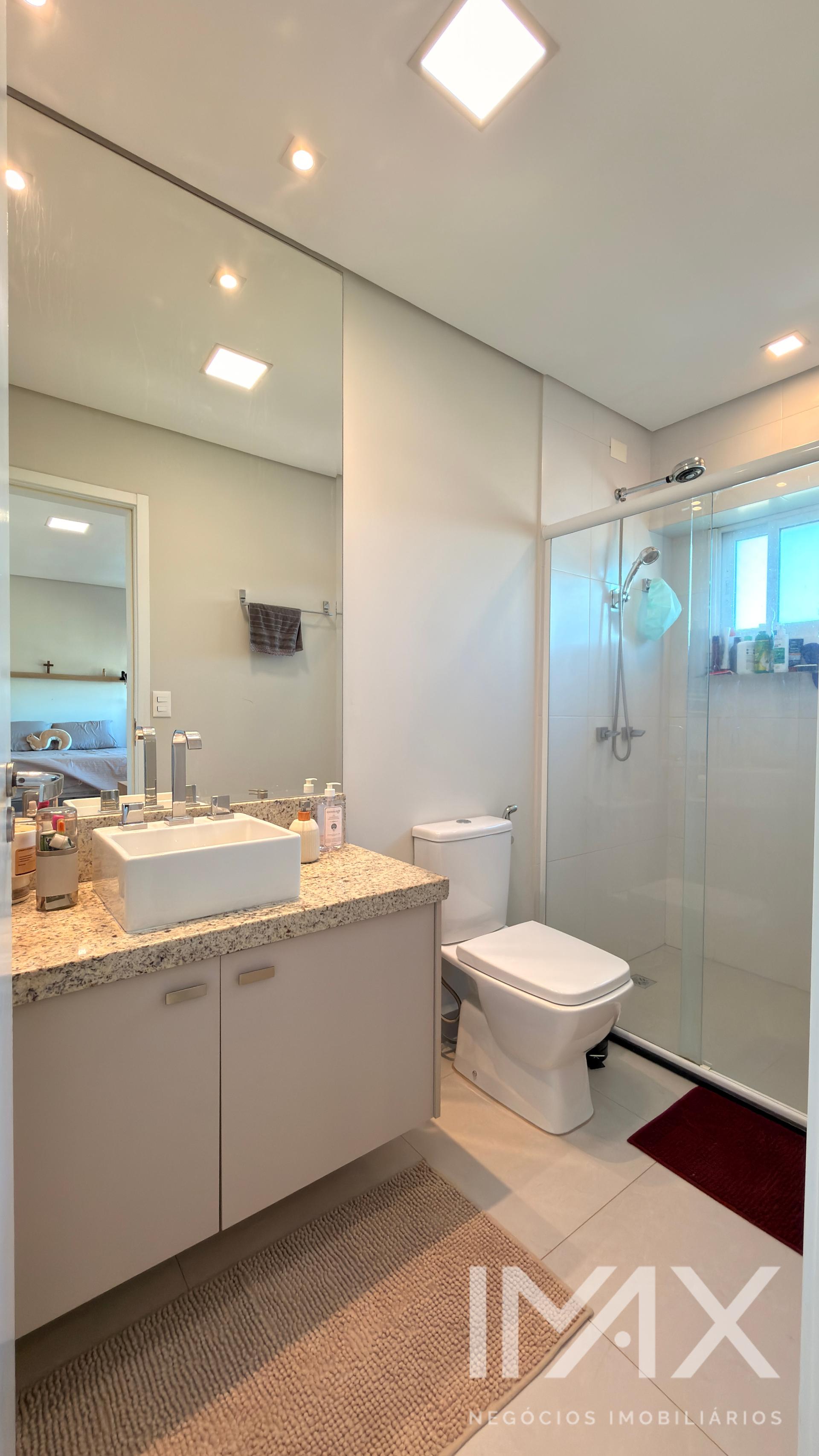 Apartamento à venda no Edifício Esmeralda, 125m2 por R$1.300.000,00.