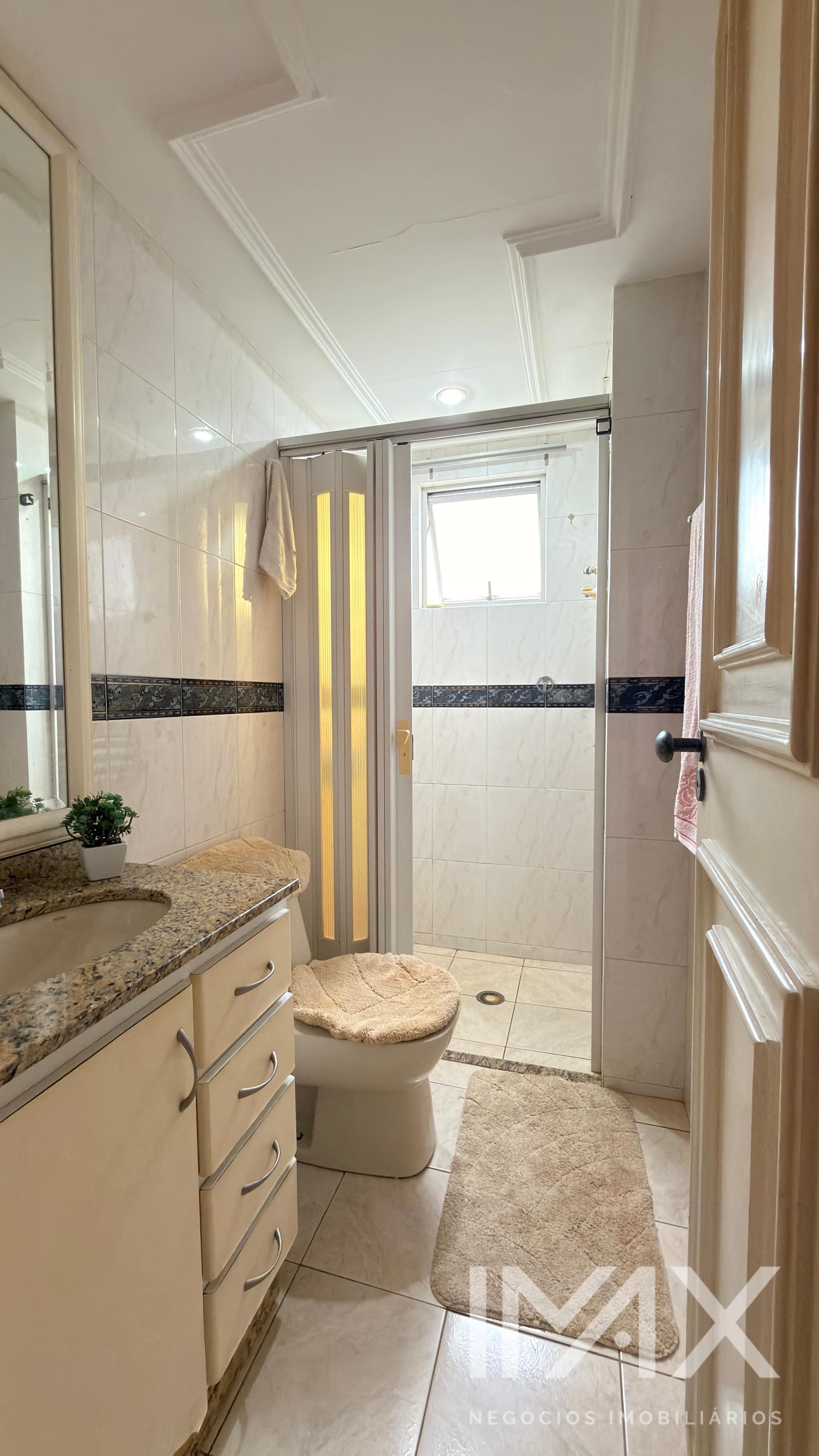 Apartamento à Venda no Edifício Missões, 109m2 por R$570.000,00.
