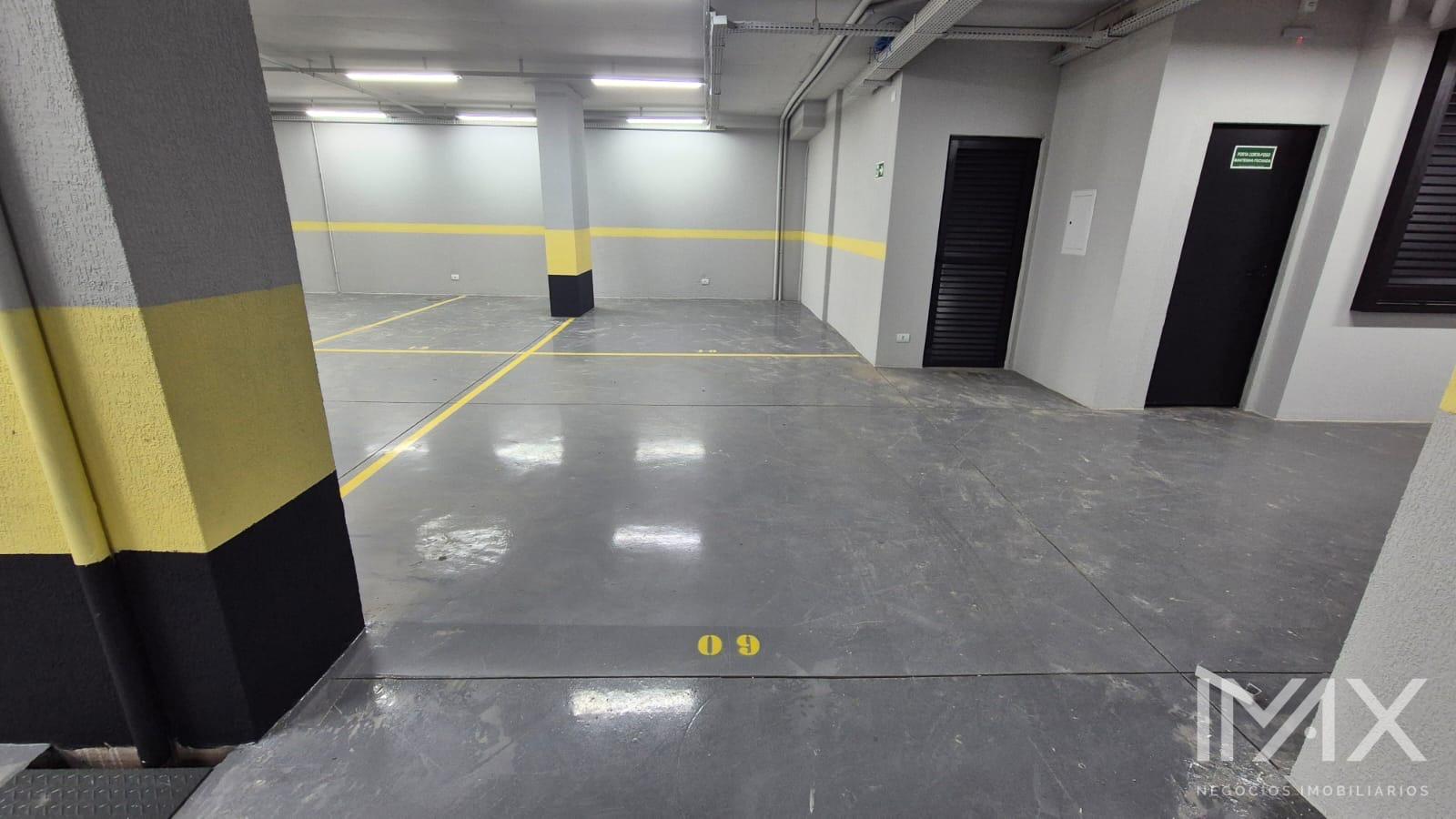 Apartamentos para Locação no Edifício Araucária, 73m2 por R$5.500,00/mês.
