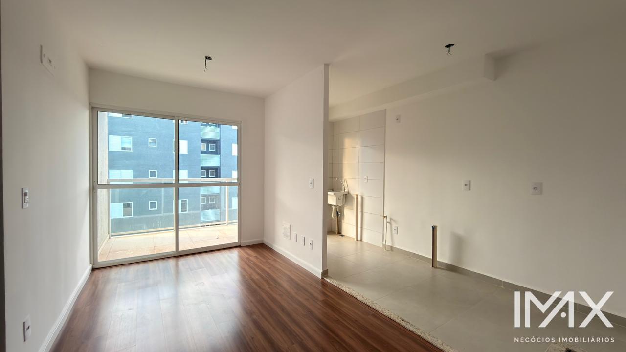 Apartamento à venda no Edifício Royal Legacy, 58m2 por R$480.000,00.