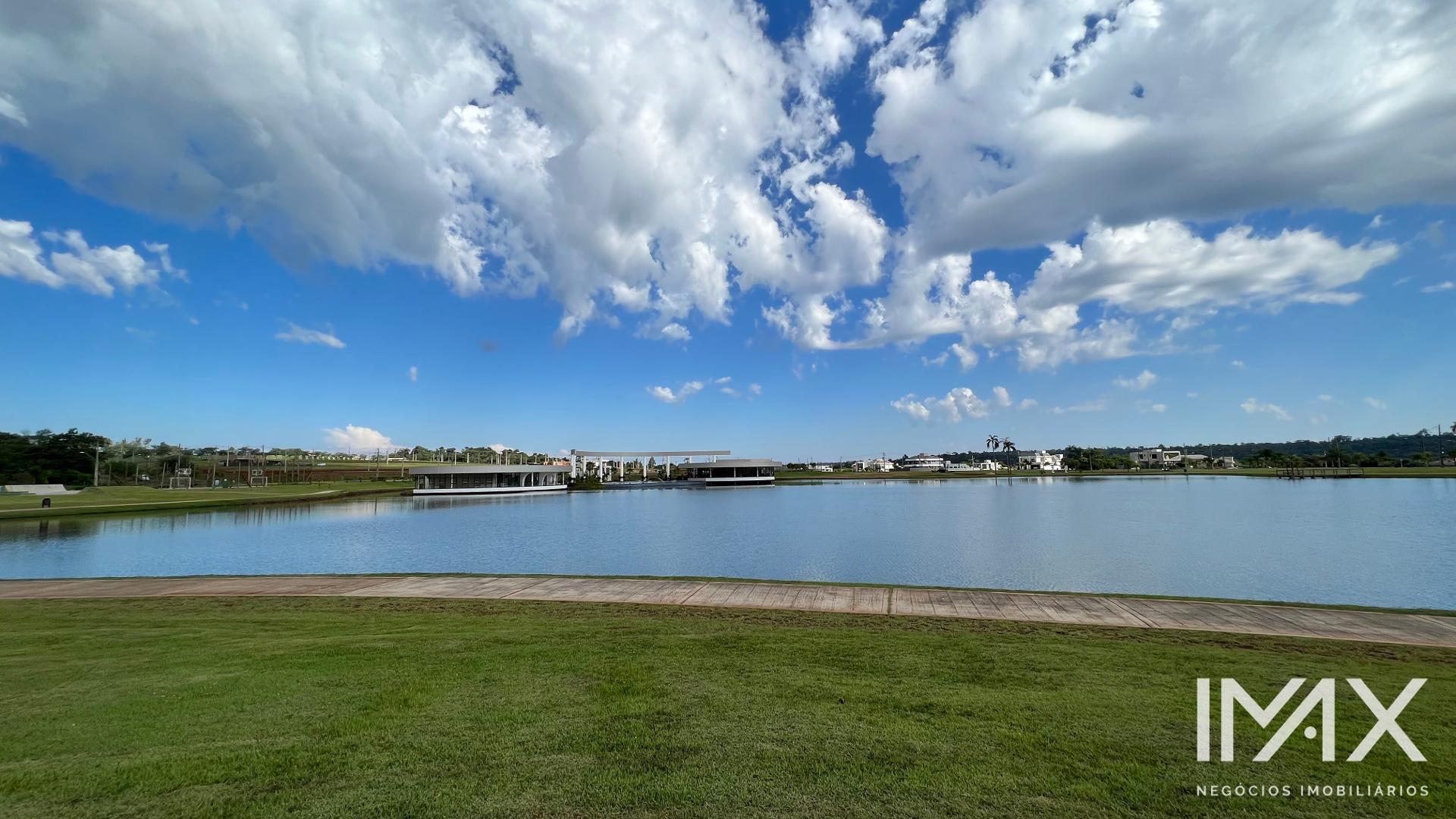 Terreno à venda no Condomínio Ritz Cataratas, 500m2 por R$530.000,00.