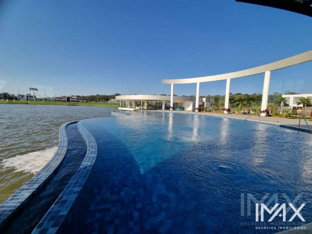 Terreno à venda no Condomínio Ritz Cataratas, 500m2 por R$530.000,00.