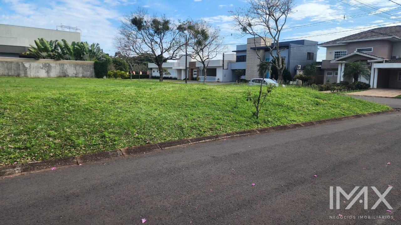 Terreno à Venda no Condomínio Arco di Roma, 510m2 por R$612.000,00.