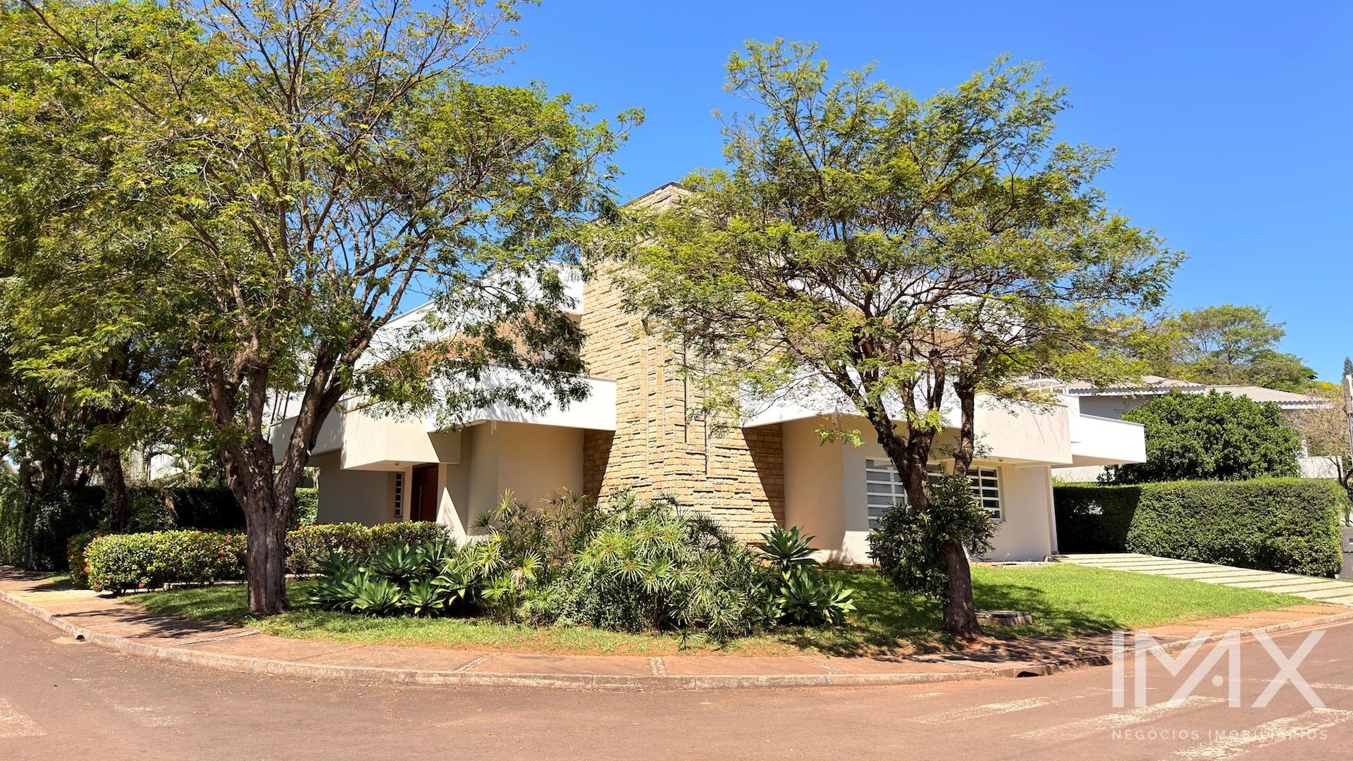 Sobrado para Locação no Condomínio Maria Teresa, 408m2 por R$15.000,00mês.