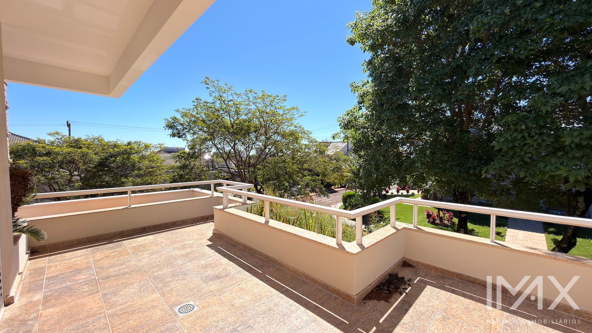 Sobrado à Venda no Condomínio Maria Teresa, 408m2 por R$5.500.000,00.