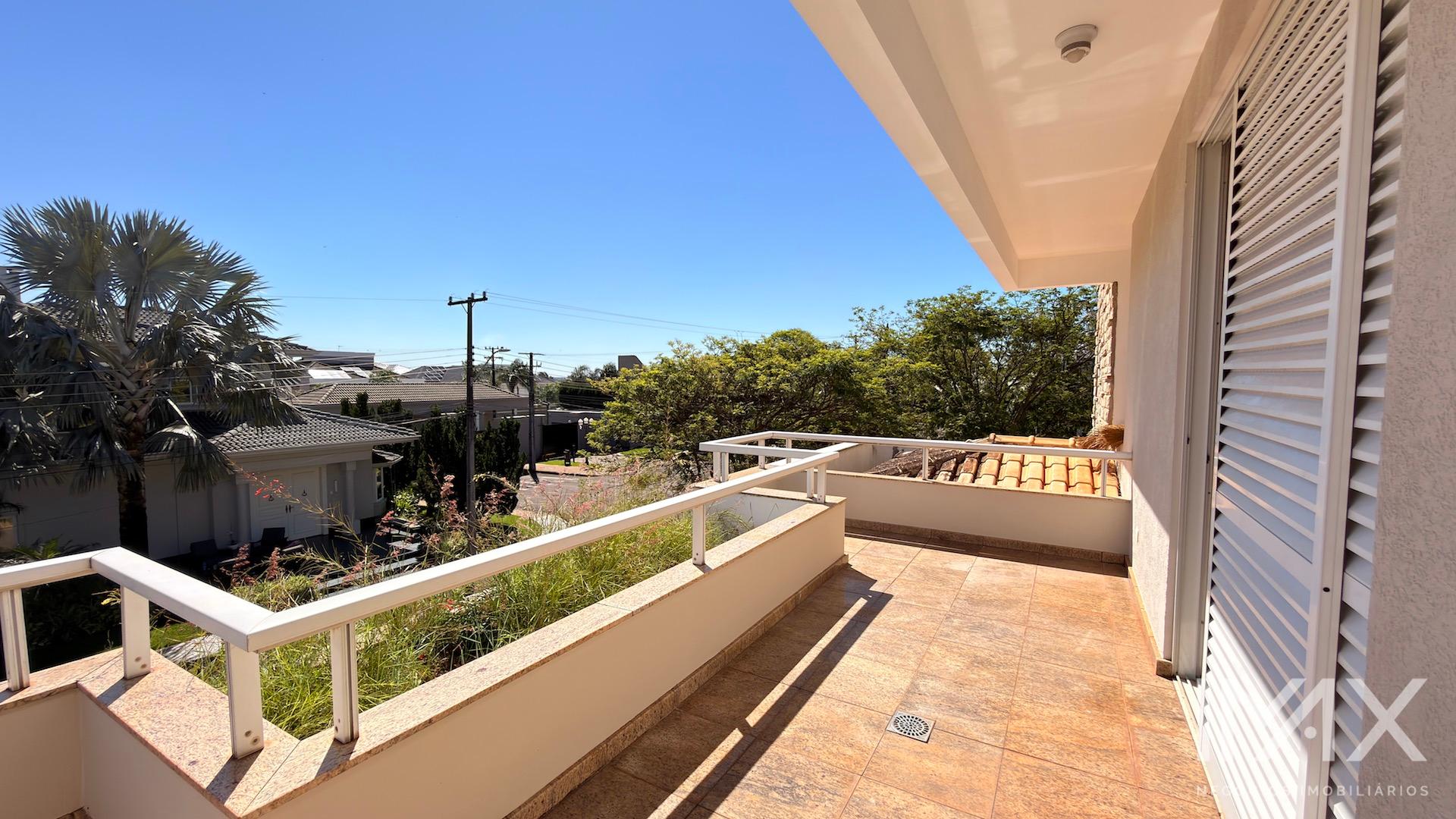 Sobrado à Venda no Condomínio Maria Teresa, 408m2 por R$5.500.000,00.