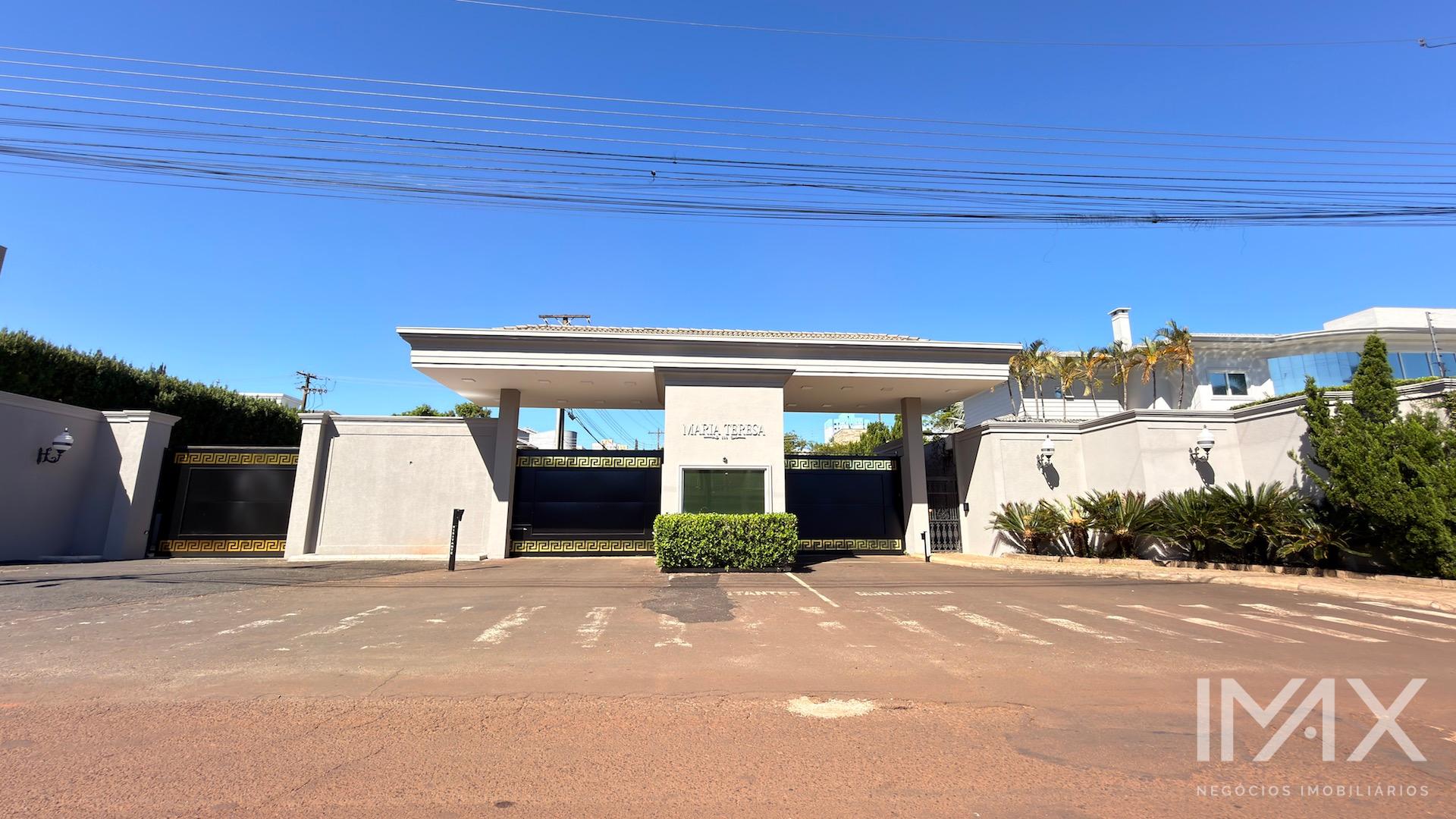 Sobrado à Venda no Condomínio Maria Teresa, 408m2 por R$5.500.000,00.