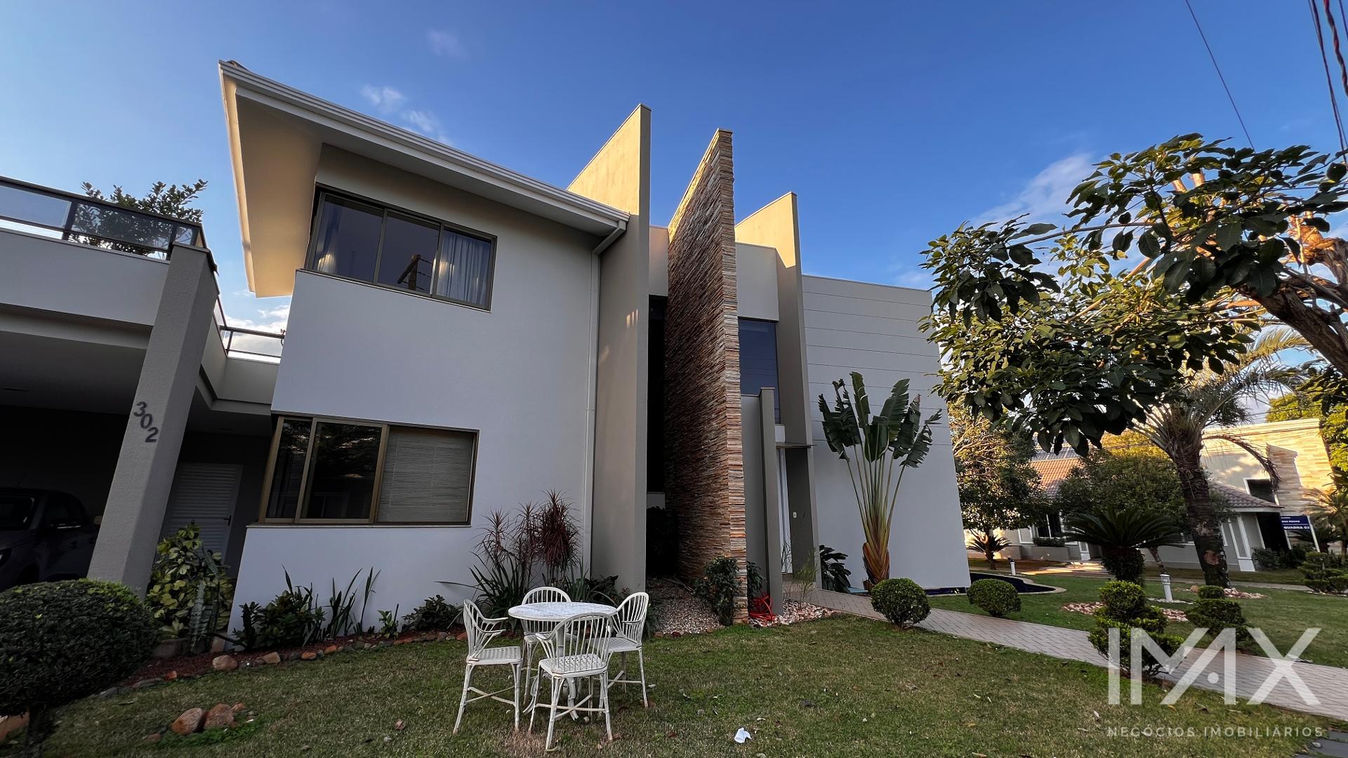 Sobrado Mobiliado para Locação no Condomínio Solar das Crisálidas, 490m2 por R$13.000,00mês.