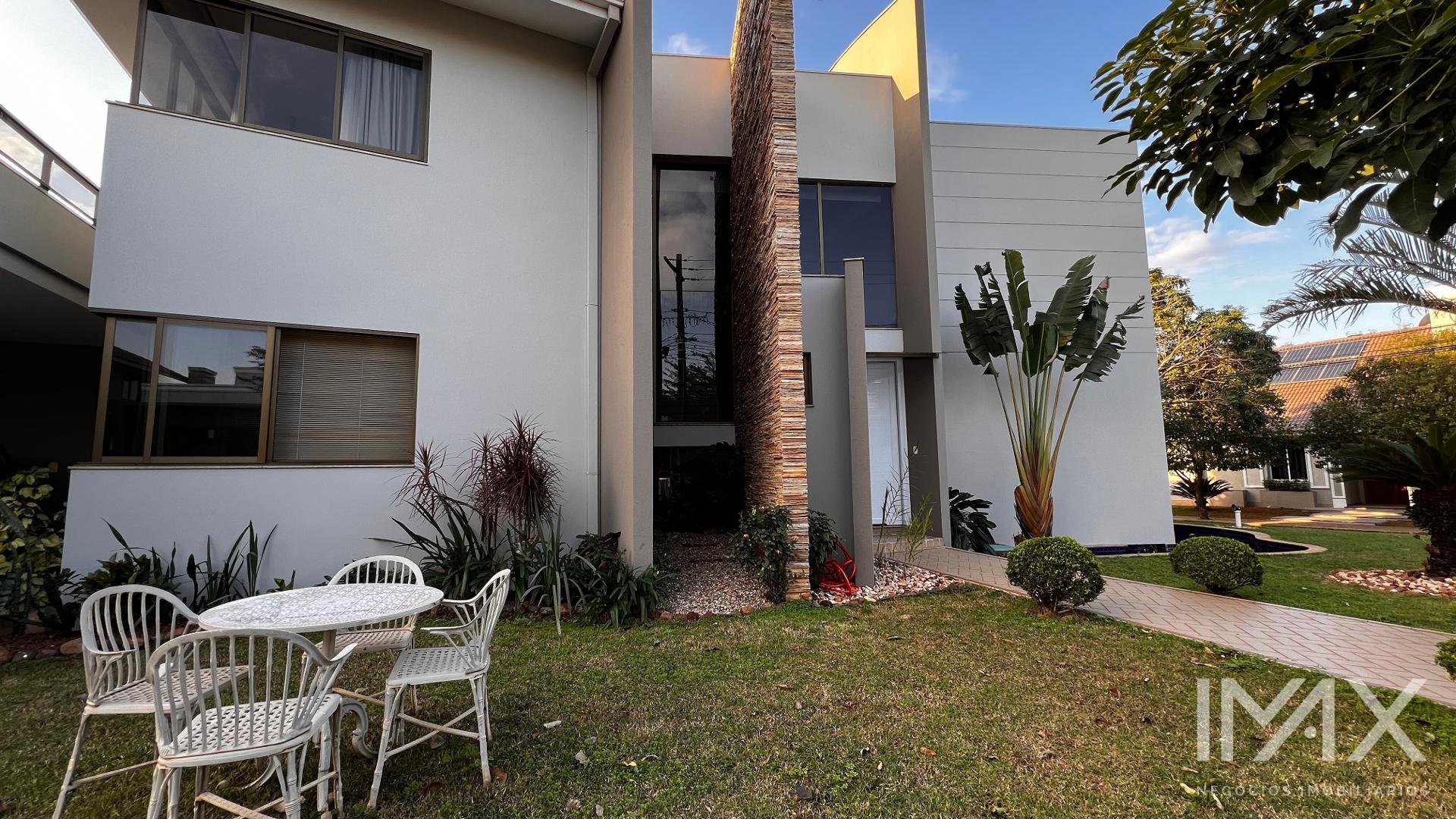 Sobrado Mobiliado para Locação no Condomínio Solar das Crisálidas, 490m2 por R$13.000,00mês.