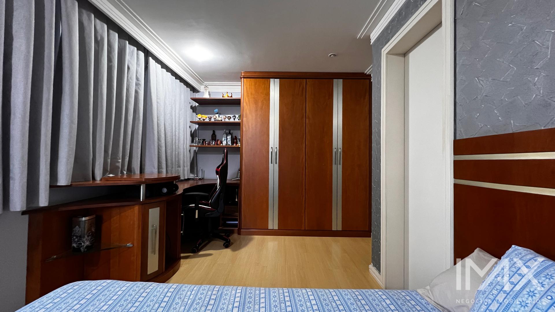 Sobrado Mobiliado para Locação no Condomínio Solar das Crisálidas, 490m2 por R$13.000,00mês.