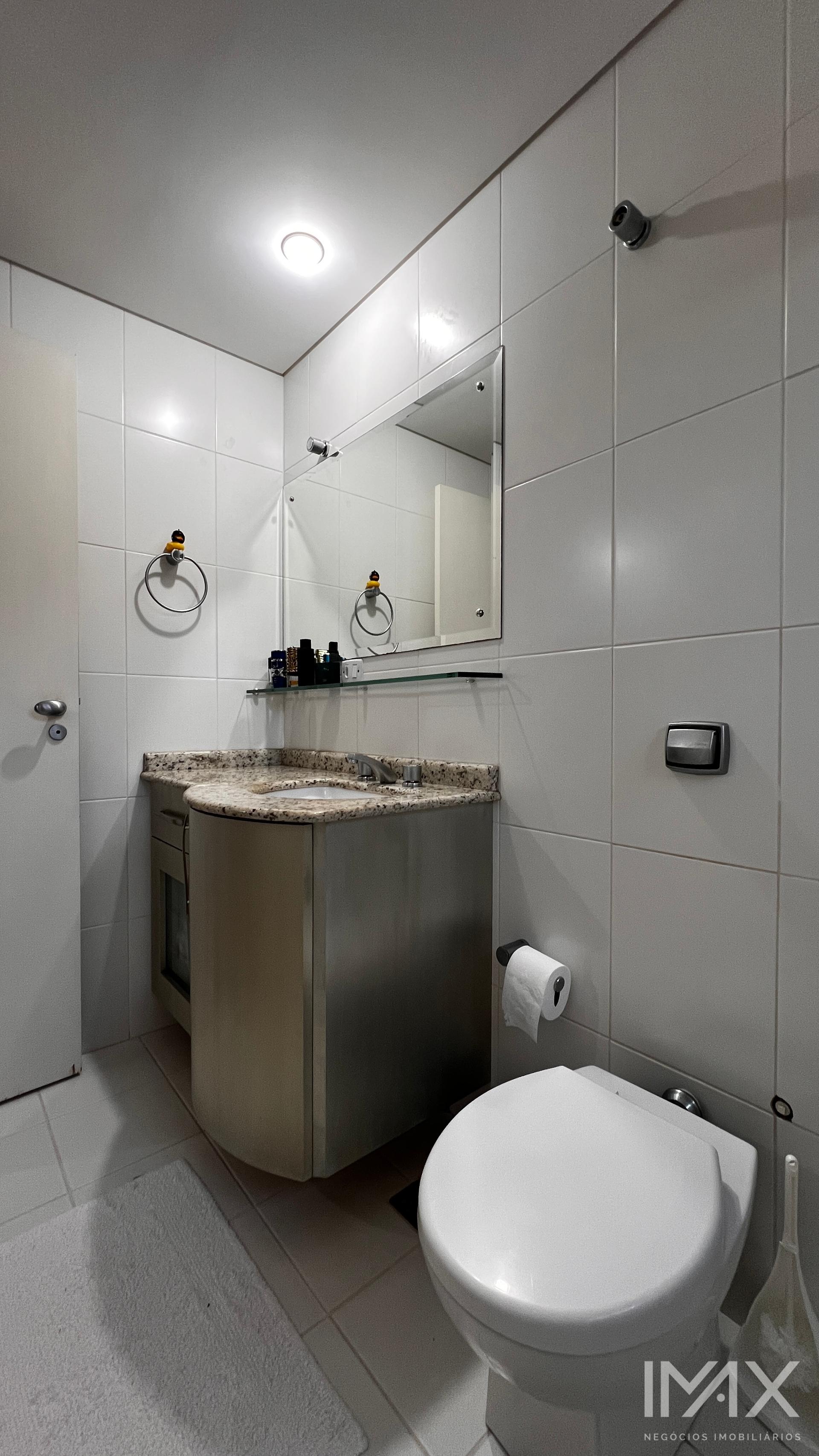 Sobrado Mobiliado para Locação no Condomínio Solar das Crisálidas, 490m2 por R$13.000,00mês.