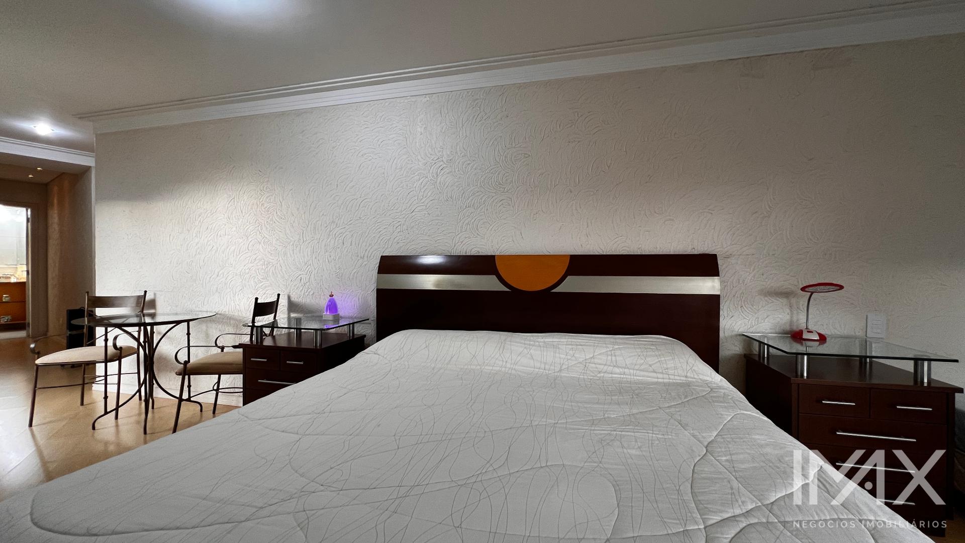 Sobrado Mobiliado para Locação no Condomínio Solar das Crisálidas, 490m2 por R$13.000,00mês.