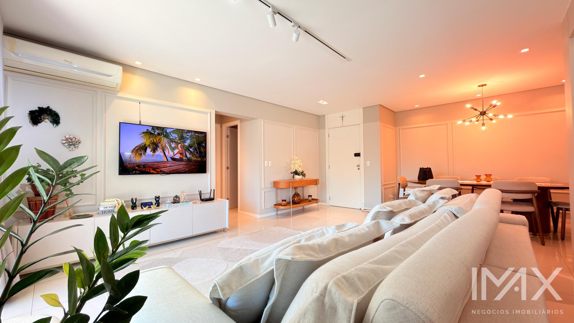 Apartamento totalmente Mobiliado à Venda no Edifício Mont Blanc, 131m2 por R$1.490.000,00.