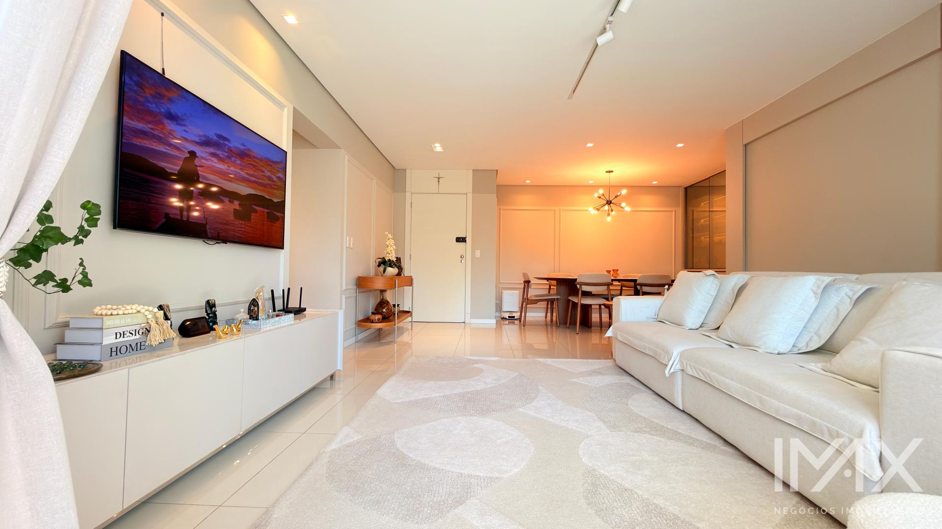 Apartamento totalmente Mobiliado à Venda no Edifício Mont Blanc, 131m2 por R$1.490.000,00.