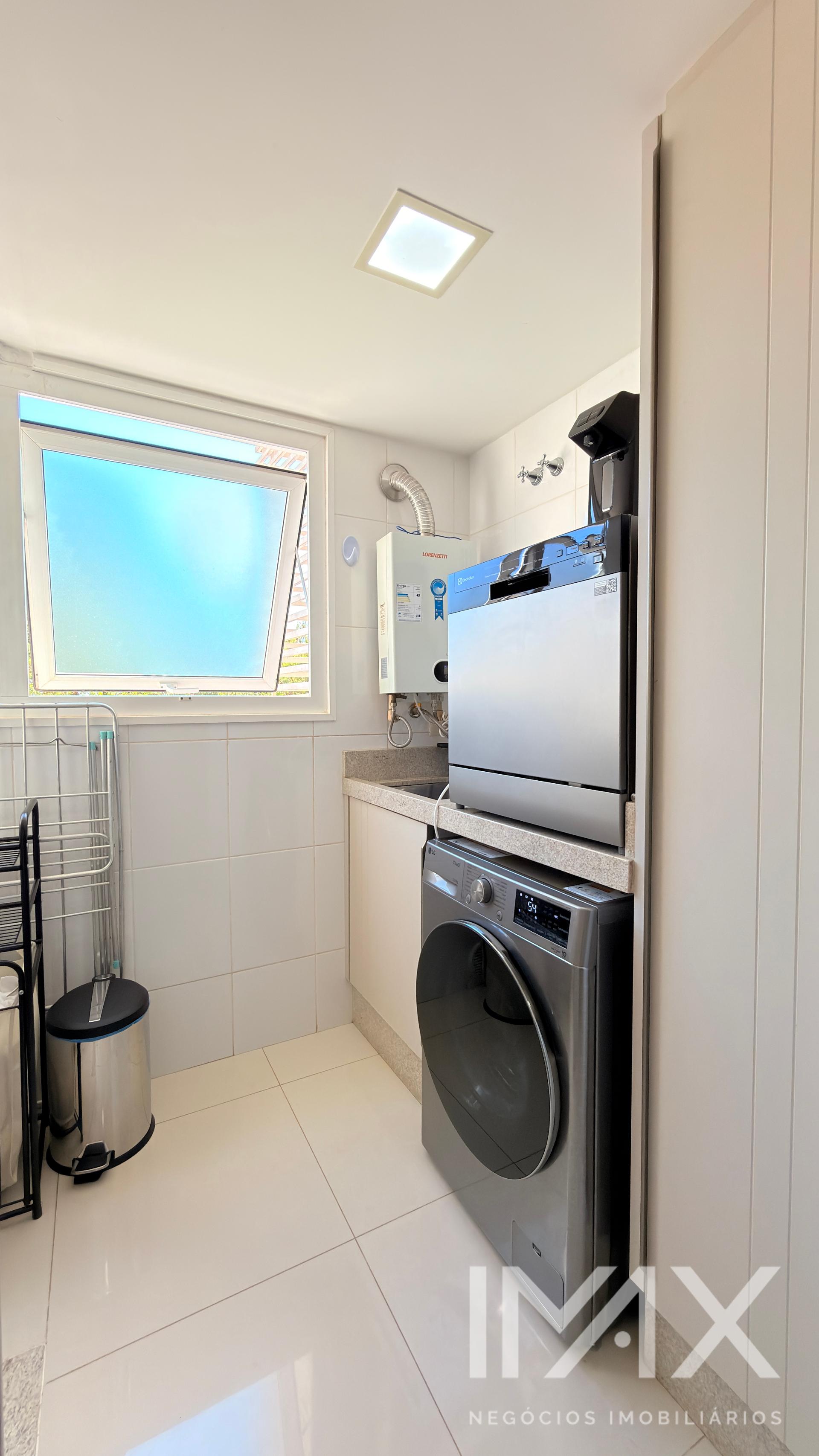 Apartamento totalmente Mobiliado à Venda no Edifício Mont Blanc, 131m2 por R$1.490.000,00.