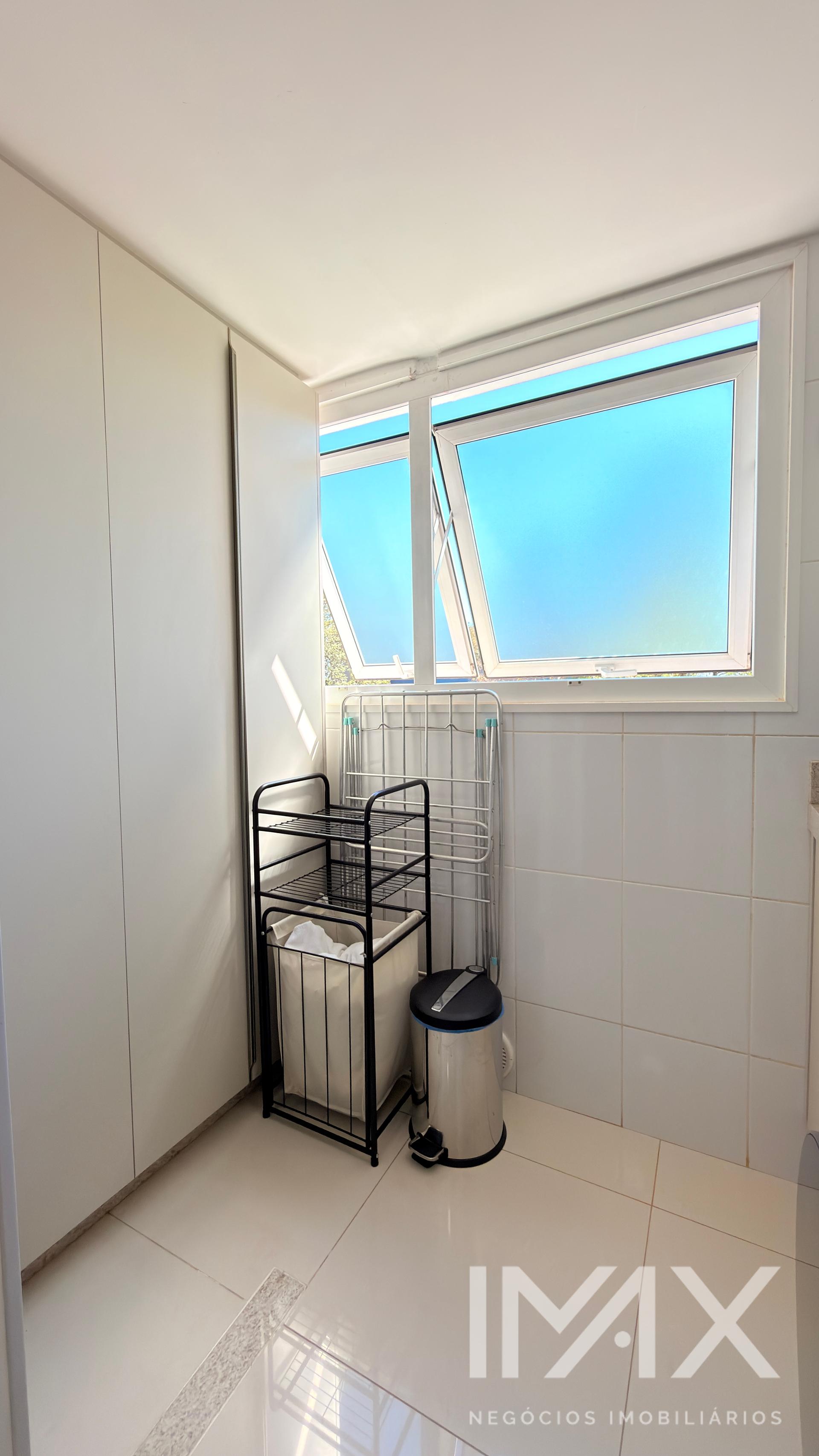 Apartamento totalmente Mobiliado à Venda no Edifício Mont Blanc, 131m2 por R$1.490.000,00.