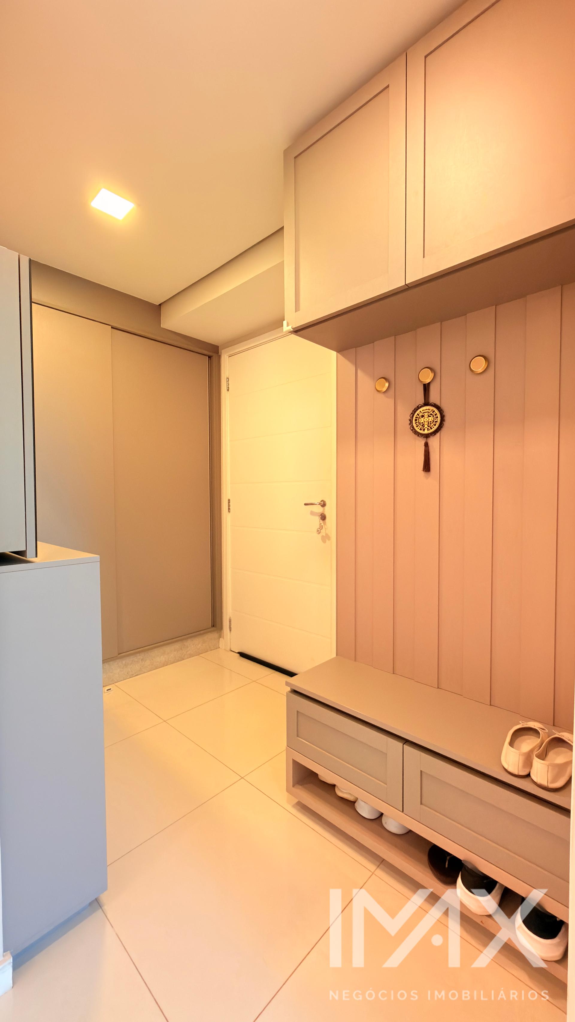 Apartamento totalmente Mobiliado à Venda no Edifício Mont Blanc, 131m2 por R$1.490.000,00.