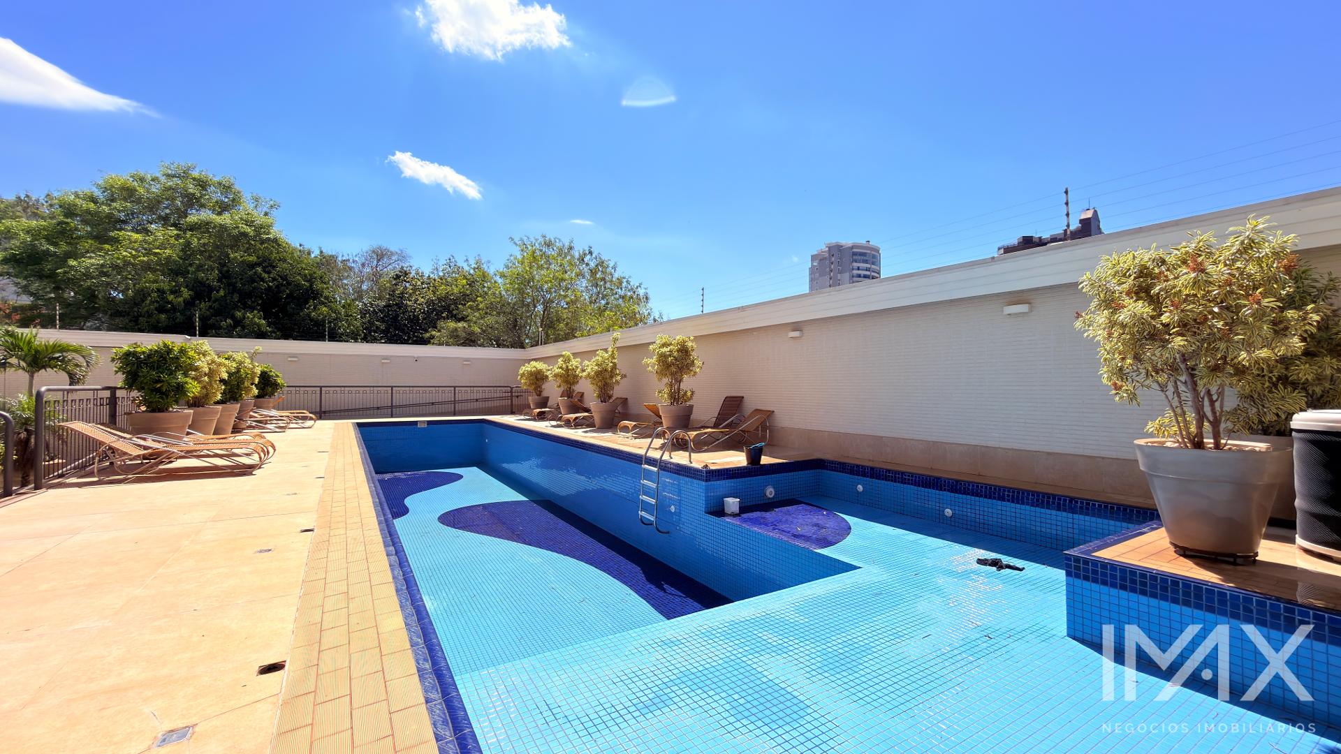 Apartamento totalmente Mobiliado à Venda no Edifício Mont Blanc, 131m2 por R$1.490.000,00.