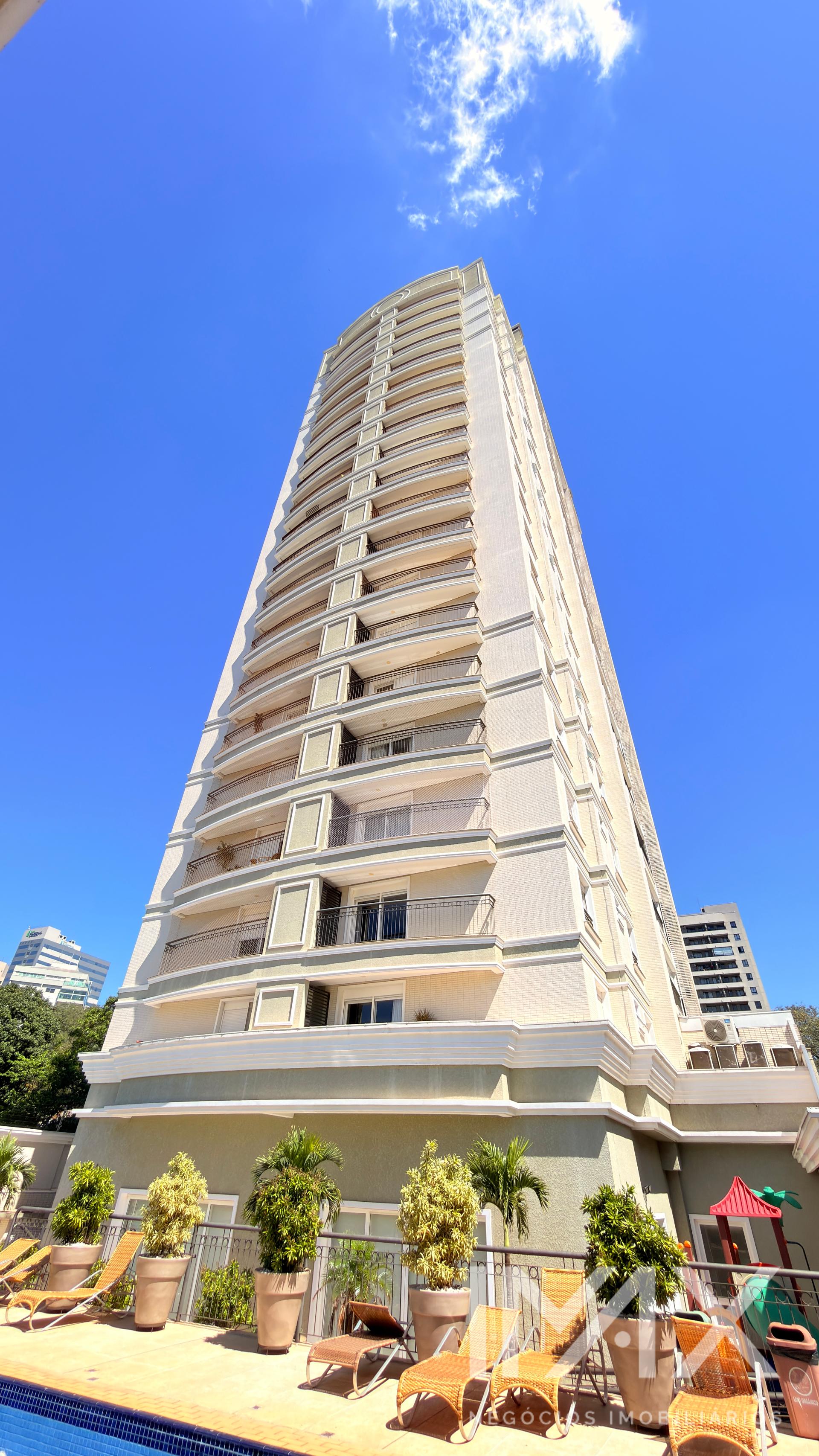 Apartamento totalmente Mobiliado à Venda no Edifício Mont Blanc, 131m2 por R$1.490.000,00.