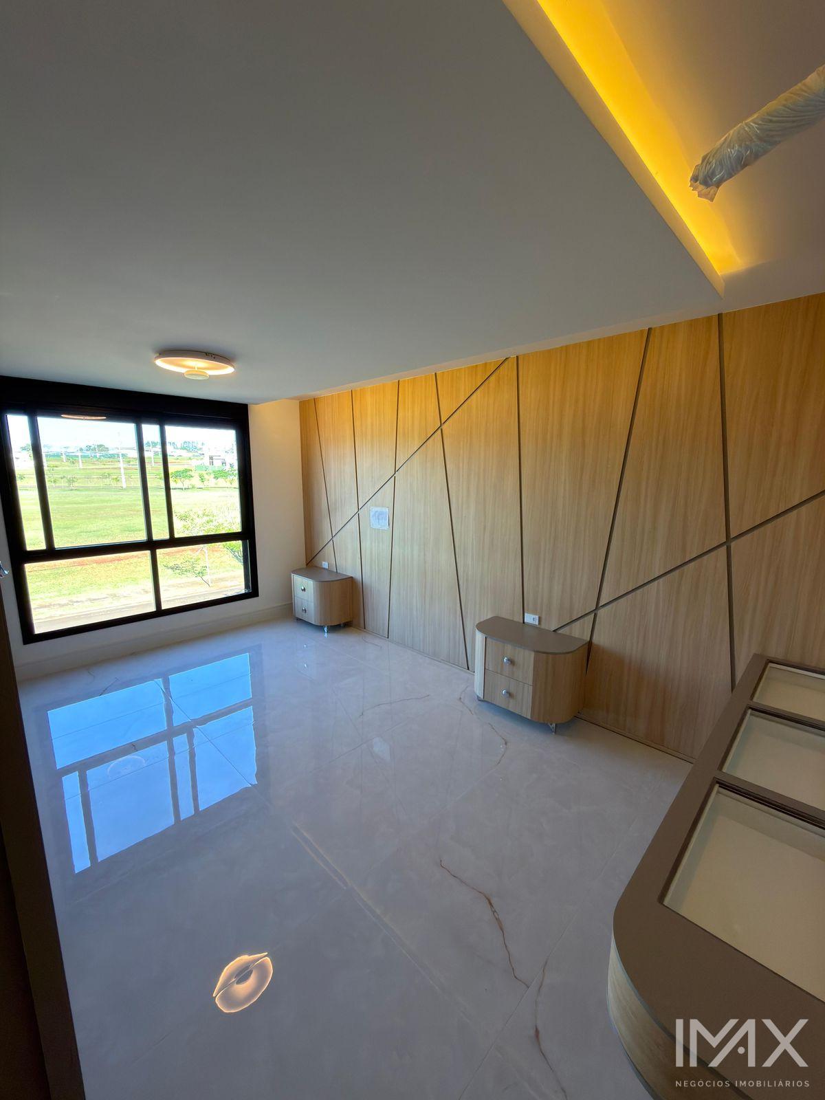Sobrado disponível para Locação no Royal Boulevard, 374m2 por R$23.000,00mês.