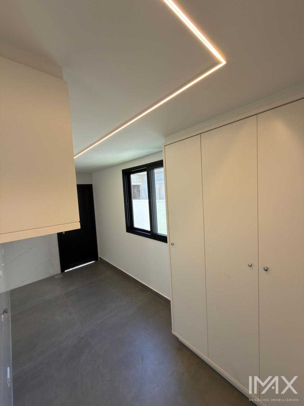 Sobrado disponível para Locação no Royal Boulevard, 374m2 por R$23.000,00mês.