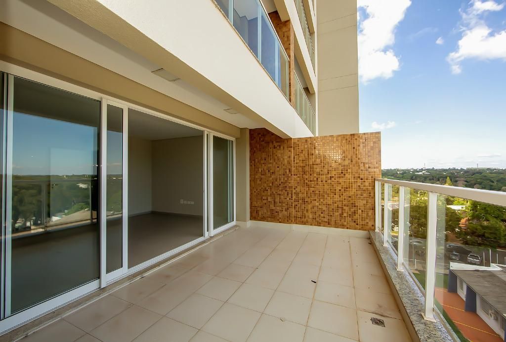 Apartamento disponível para Venda no Ed. Omoiru, 101m2 por R$790.000,00.