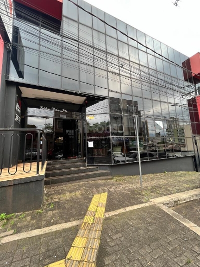 PR?DIO COMERCIAL ? VENDA OU LOCA??O NO CENTRO DE FOZ ? 50 MTS ...