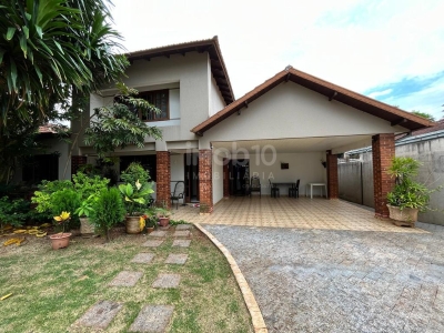 SOBRADO A VENDA NO JARDIM SANTA ROSA, AV. FLORIAN?POLIS, FOZ D...