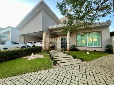 Casa T?rrea  com piscina, ? venda condominio Dom Olivio na Vil...