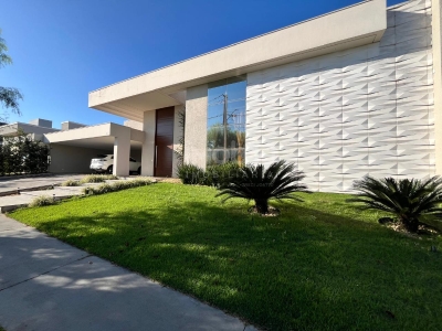 CASA T?RREA A VENDA  ALTO PADR?O COM 3 SU?TES NO CONDOM?NIO RE...