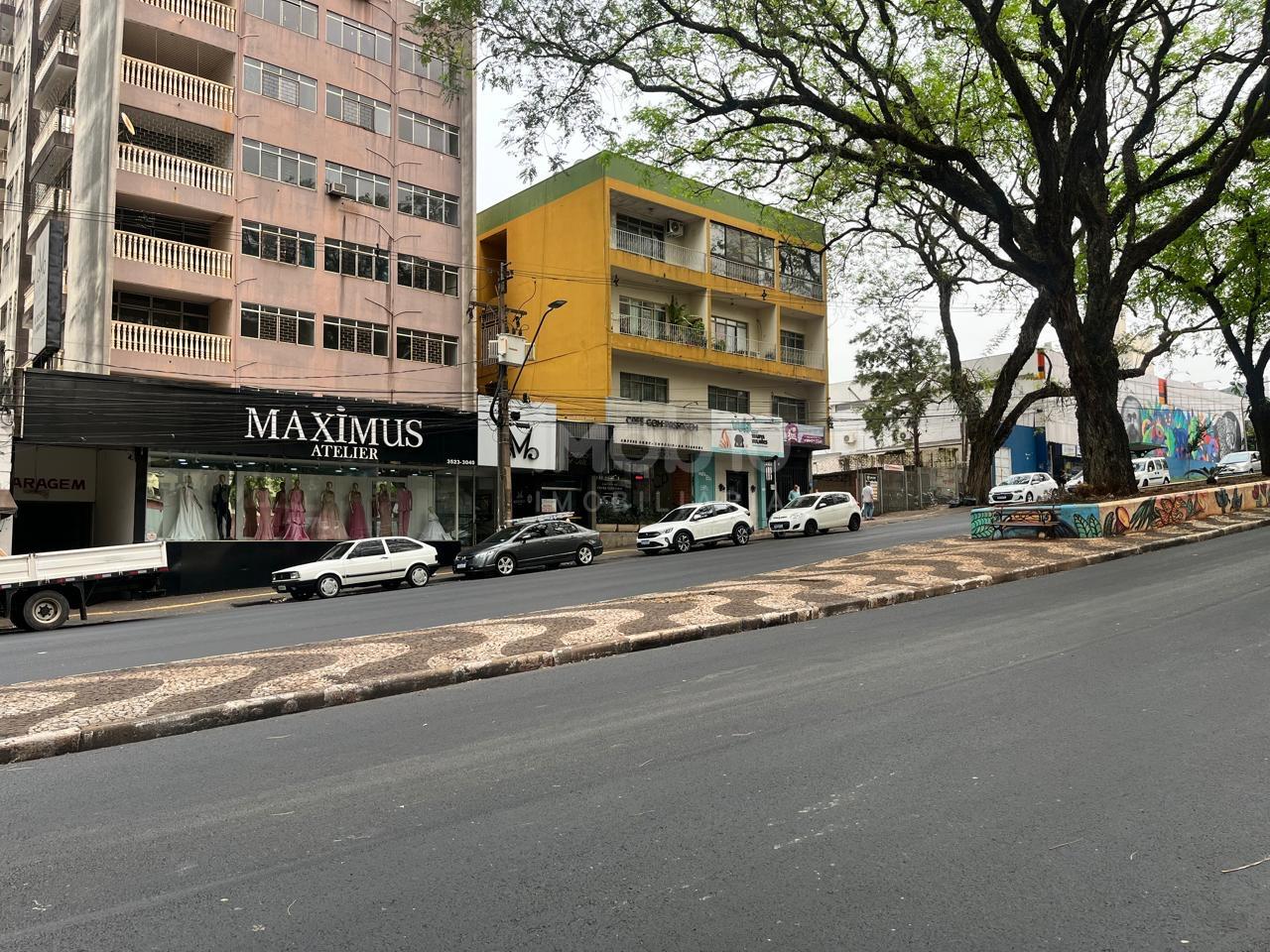 PR?DIO COMERCIAL E RESIDENCIAL A VENDA NA AVENIDA JK EM FOZ DO...