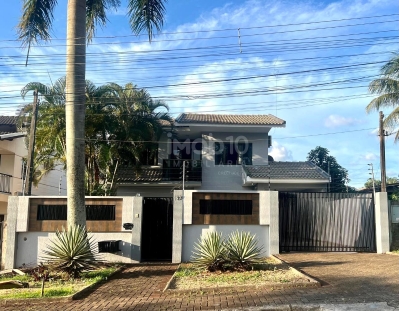 SOBRADO COM 2 SUITES MAIS UM QUARTO - JARDIM SOCIAL, FOZ DO IG...